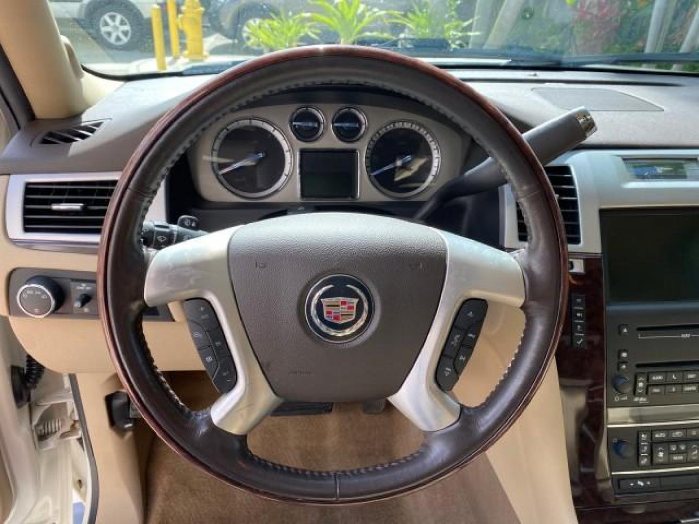2010 White Diamond Tricoat /Cashmere/Cocoa Cadillac Escalade SUNROOF NAV Premium LOW MILES 66,933 (1GYUCCEF3AR) with an 6.2L Vortec 1000 V8 SFI E85 Engine engine, Automatic transmission, located at 4701 North Dixie Hwy, Pompano Beach, FL, 33064, (954) 422-2889, 26.240938, -80.123474 - OUR WEBPAGE FLORIDACARS1.COM HAS OVER 100 PHOTOS AND FREE CARFAX LINK 2010 Cadillac Escalade Premium 4 Door Wagon/Sport Utility 6.2L V8 F OHV 16V Flex Fuel 20 MPG Rear Wheel Drive Features A/C Seat(s) ABS Brakes Air Conditioning Alloy Wheels AM/FM Stereo Automatic Transmission Auxiliary Audio Input- Photo#52