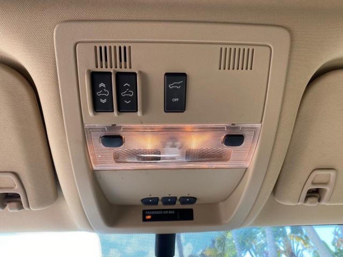 2010 White Diamond Tricoat /Cashmere/Cocoa Cadillac Escalade SUNROOF NAV Premium LOW MILES 66,933 (1GYUCCEF3AR) with an 6.2L Vortec 1000 V8 SFI E85 Engine engine, Automatic transmission, located at 4701 North Dixie Hwy, Pompano Beach, FL, 33064, (954) 422-2889, 26.240938, -80.123474 - OUR WEBPAGE FLORIDACARS1.COM HAS OVER 100 PHOTOS AND FREE CARFAX LINK 2010 Cadillac Escalade Premium 4 Door Wagon/Sport Utility 6.2L V8 F OHV 16V Flex Fuel 20 MPG Rear Wheel Drive Features A/C Seat(s) ABS Brakes Air Conditioning Alloy Wheels AM/FM Stereo Automatic Transmission Auxiliary Audio Input- Photo#72