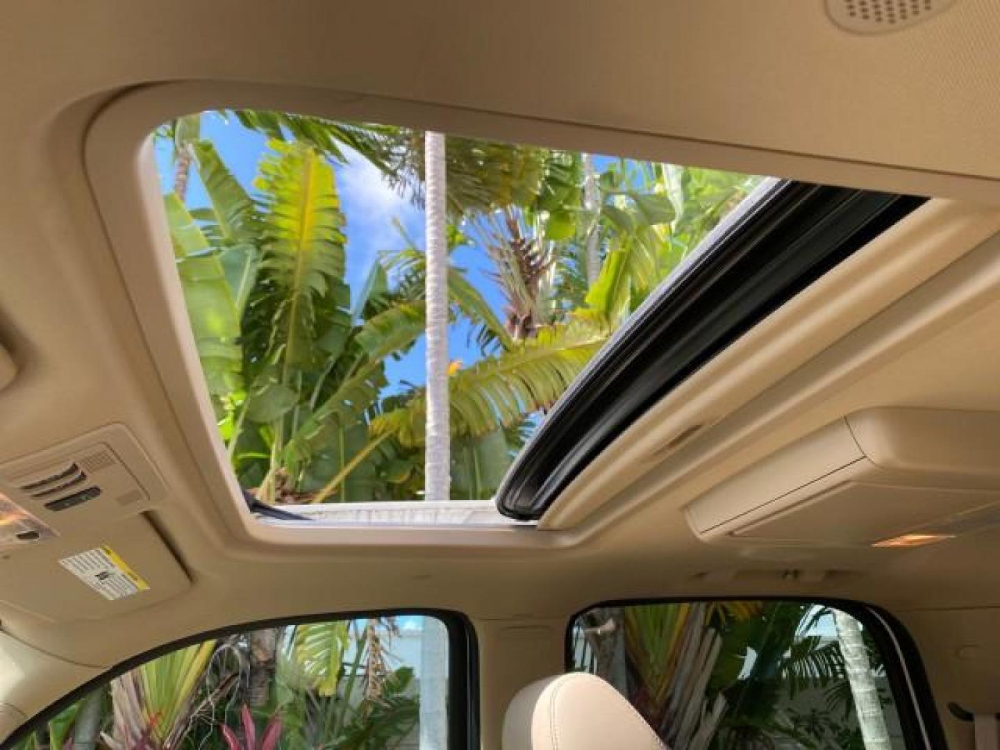 2010 White Diamond Tricoat /Cashmere/Cocoa Cadillac Escalade SUNROOF NAV Premium LOW MILES 66,933 (1GYUCCEF3AR) with an 6.2L Vortec 1000 V8 SFI E85 Engine engine, Automatic transmission, located at 4701 North Dixie Hwy, Pompano Beach, FL, 33064, (954) 422-2889, 26.240938, -80.123474 - OUR WEBPAGE FLORIDACARS1.COM HAS OVER 100 PHOTOS AND FREE CARFAX LINK 2010 Cadillac Escalade Premium 4 Door Wagon/Sport Utility 6.2L V8 F OHV 16V Flex Fuel 20 MPG Rear Wheel Drive Features A/C Seat(s) ABS Brakes Air Conditioning Alloy Wheels AM/FM Stereo Automatic Transmission Auxiliary Audio Input- Photo#78