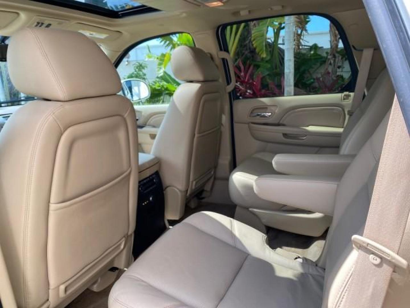 2010 White Diamond Tricoat /Cashmere/Cocoa Cadillac Escalade SUNROOF NAV Premium LOW MILES 66,933 (1GYUCCEF3AR) with an 6.2L Vortec 1000 V8 SFI E85 Engine engine, Automatic transmission, located at 4701 North Dixie Hwy, Pompano Beach, FL, 33064, (954) 422-2889, 26.240938, -80.123474 - OUR WEBPAGE FLORIDACARS1.COM HAS OVER 100 PHOTOS AND FREE CARFAX LINK 2010 Cadillac Escalade Premium 4 Door Wagon/Sport Utility 6.2L V8 F OHV 16V Flex Fuel 20 MPG Rear Wheel Drive Features A/C Seat(s) ABS Brakes Air Conditioning Alloy Wheels AM/FM Stereo Automatic Transmission Auxiliary Audio Input- Photo#87