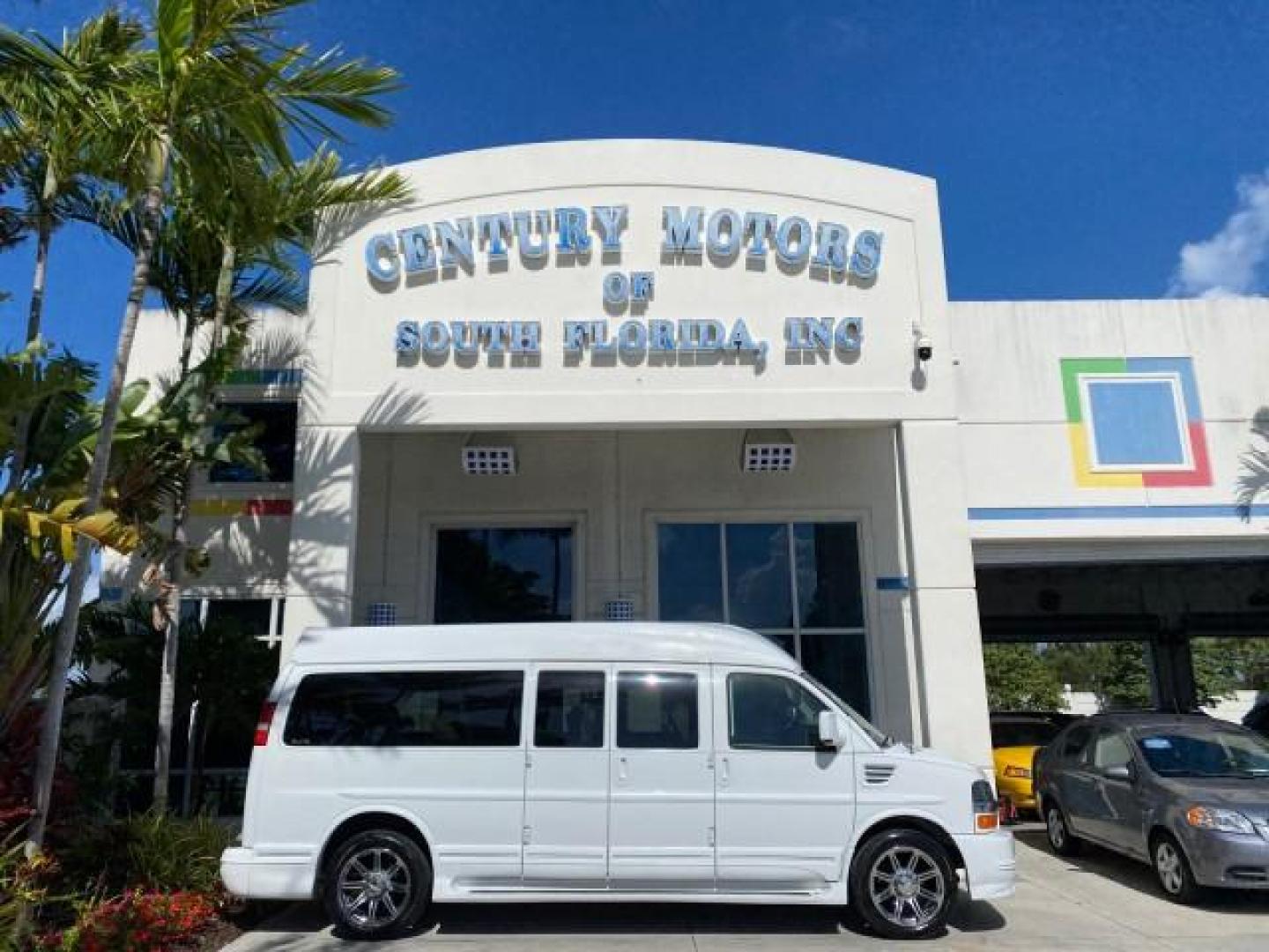 2012 Summit White /Neutral Chevrolet Express EXTENDED HIGH TOP CONVERSION 1 OWNER LOW MILES 36,054 (1GBWGLCG9C1) with an 6.0L Vortec 1000 V8 SFI Flex-Fuel Engine engine, Automatic transmission, located at 4701 North Dixie Hwy, Pompano Beach, FL, 33064, (954) 422-2889, 26.240938, -80.123474 - OUR WEBPAGE FLORIDACARS1.COM HAS OVER 100 PHOTOS AND FREE CARFAX LINK 2012 Chevrolet Express EXTENDED HIGH TOP CONVERSION VAN 1 OWNER Van 6.0L V8 F OHV 16V Flex Fuel 15 MPG Rear Wheel Drive Features ABS Brakes Air Conditioning Alloy Wheels AM/FM Stereo Automatic Transmission Auxiliary Audio Input Bl- Photo#0