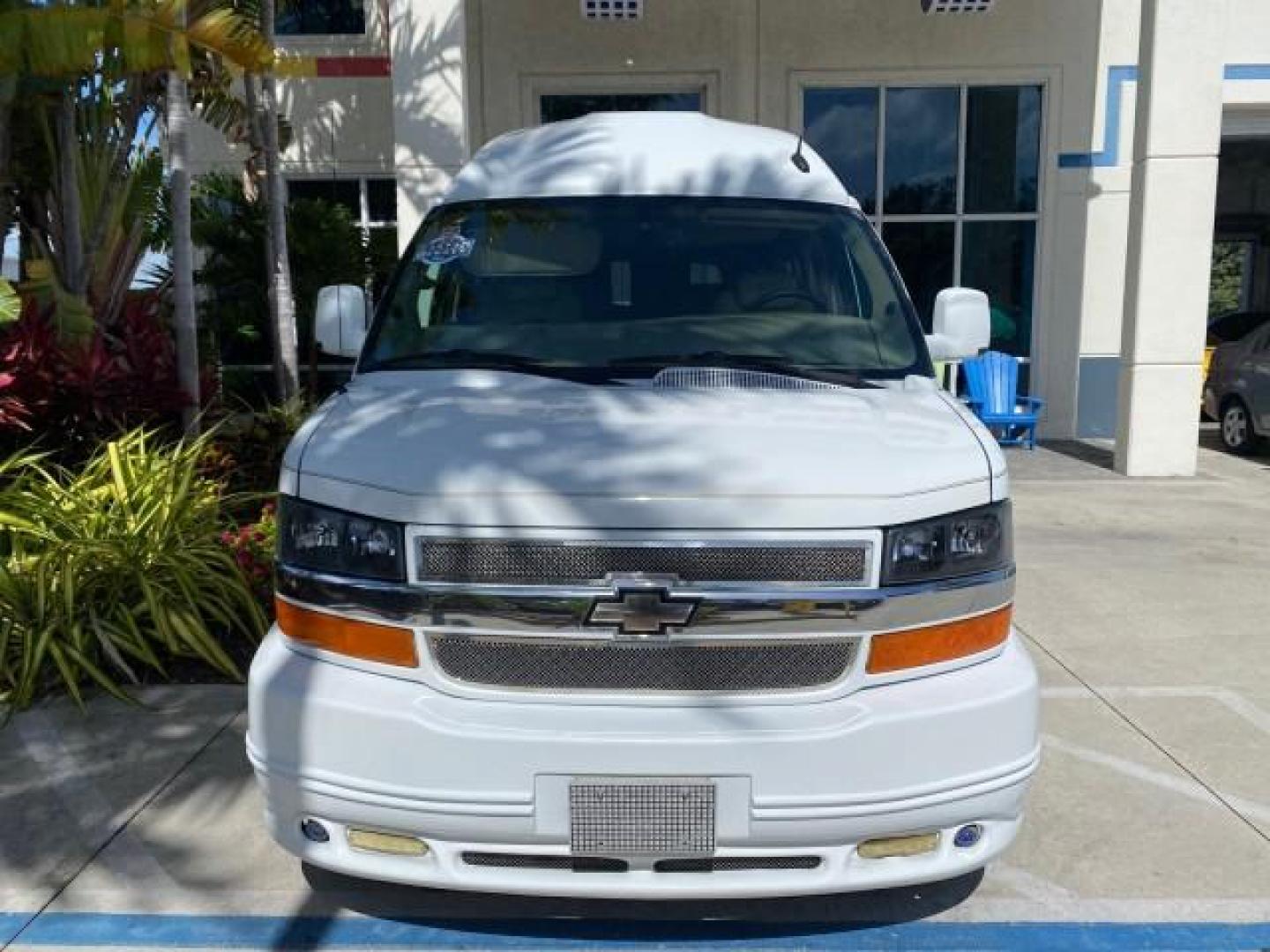 2012 Summit White /Neutral Chevrolet Express EXTENDED HIGH TOP CONVERSION 1 OWNER LOW MILES 36,054 (1GBWGLCG9C1) with an 6.0L Vortec 1000 V8 SFI Flex-Fuel Engine engine, Automatic transmission, located at 4701 North Dixie Hwy, Pompano Beach, FL, 33064, (954) 422-2889, 26.240938, -80.123474 - OUR WEBPAGE FLORIDACARS1.COM HAS OVER 100 PHOTOS AND FREE CARFAX LINK 2012 Chevrolet Express EXTENDED HIGH TOP CONVERSION VAN 1 OWNER Van 6.0L V8 F OHV 16V Flex Fuel 15 MPG Rear Wheel Drive Features ABS Brakes Air Conditioning Alloy Wheels AM/FM Stereo Automatic Transmission Auxiliary Audio Input Bl- Photo#27