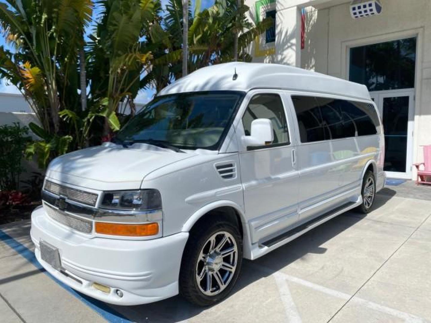 2012 Summit White /Neutral Chevrolet Express EXTENDED HIGH TOP CONVERSION 1 OWNER LOW MILES 36,054 (1GBWGLCG9C1) with an 6.0L Vortec 1000 V8 SFI Flex-Fuel Engine engine, Automatic transmission, located at 4701 North Dixie Hwy, Pompano Beach, FL, 33064, (954) 422-2889, 26.240938, -80.123474 - OUR WEBPAGE FLORIDACARS1.COM HAS OVER 100 PHOTOS AND FREE CARFAX LINK 2012 Chevrolet Express EXTENDED HIGH TOP CONVERSION VAN 1 OWNER Van 6.0L V8 F OHV 16V Flex Fuel 15 MPG Rear Wheel Drive Features ABS Brakes Air Conditioning Alloy Wheels AM/FM Stereo Automatic Transmission Auxiliary Audio Input Bl- Photo#29