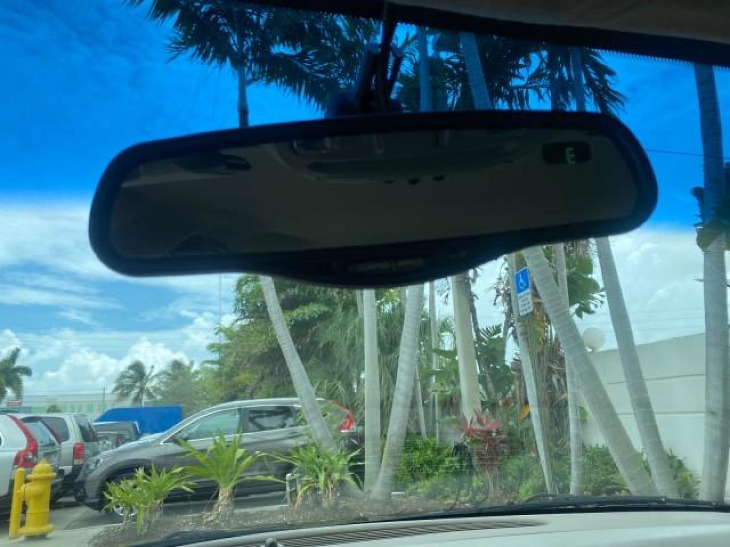 2000 Medium Red Pearl /Taupe Buick LeSabre Limited LEATHER LOW MILES (1G4HR54K1YU) with an 3.8L SFI V6 3800 Series II Engine engine, Automatic transmission, located at 4701 North Dixie Hwy, Pompano Beach, FL, 33064, (954) 422-2889, 26.240938, -80.123474 - OUR WEBPAGE FLORIDACARS1.COM HAS OVER 100 PHOTOS AND FREE CARFAX LINK 2000 Buick Lesabre Limited Sedan 4 DR 3.8L V6 F 12V Gasoline 30 MPG Front Wheel Drive Features ABS Brakes Air Conditioning Alloy Wheels AM/FM Stereo Automatic Transmission Cassette Player CD Audio Cruise Control Leather Seats Powe- Photo#64