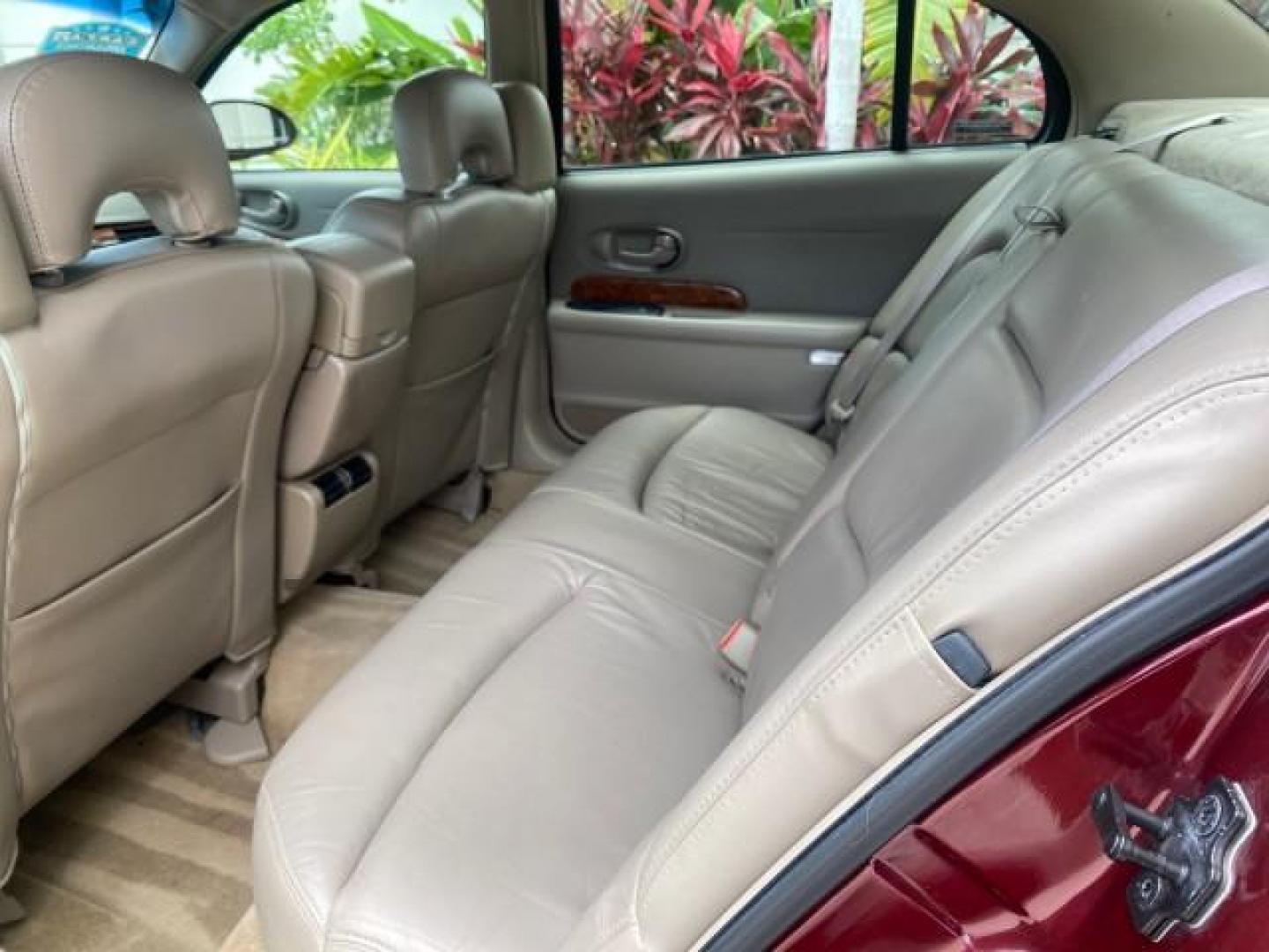 2000 Medium Red Pearl /Taupe Buick LeSabre Limited LEATHER LOW MILES (1G4HR54K1YU) with an 3.8L SFI V6 3800 Series II Engine engine, Automatic transmission, located at 4701 North Dixie Hwy, Pompano Beach, FL, 33064, (954) 422-2889, 26.240938, -80.123474 - OUR WEBPAGE FLORIDACARS1.COM HAS OVER 100 PHOTOS AND FREE CARFAX LINK 2000 Buick Lesabre Limited Sedan 4 DR 3.8L V6 F 12V Gasoline 30 MPG Front Wheel Drive Features ABS Brakes Air Conditioning Alloy Wheels AM/FM Stereo Automatic Transmission Cassette Player CD Audio Cruise Control Leather Seats Powe- Photo#76