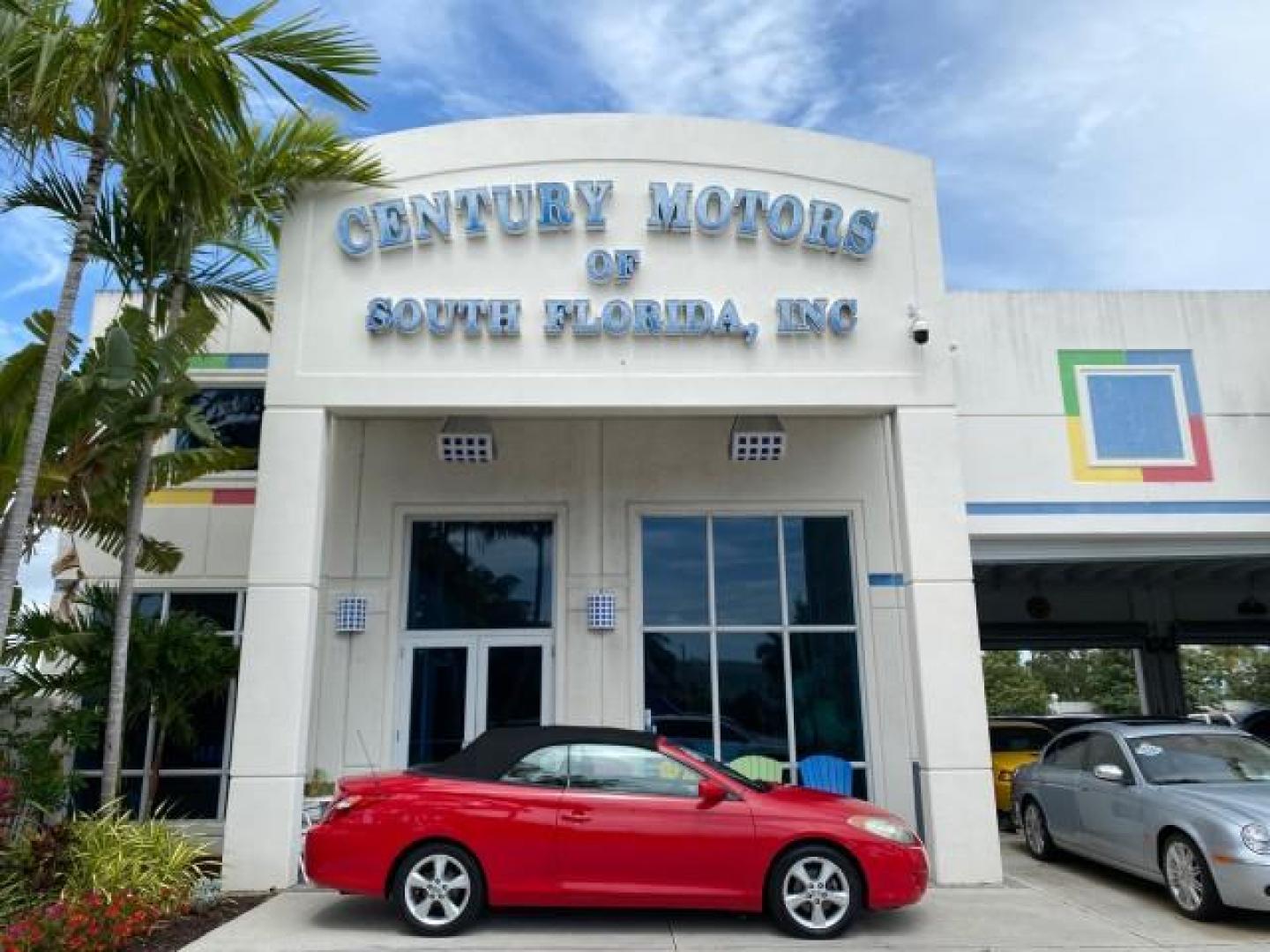 2004 Absolutely Red /Dark Stone Toyota Camry Solara CONV SE 1 OWNER 74972 Mi (4T1FA38P64U) with an 3.3L DOHC SMPI VVT-i 24-Valve V6 Engine engine, Automatic transmission, located at 4701 North Dixie Hwy, Pompano Beach, FL, 33064, (954) 422-2889, 26.240938, -80.123474 - OUR WEBPAGE FLORIDACARS1.COM HAS OVER 100 PHOTOS AND FREE CARFAX LINK 2004 Toyota Camry Solara SE V6 Convertible 3.3L V6 F DOHC 24V Gasoline 29 MPG Front Wheel Drive Features ABS Brakes Air Conditioning Alloy Wheels AM/FM Stereo Automatic Transmission Cassette Player CD Audio Cloth Seats Cruise Cont- Photo#0