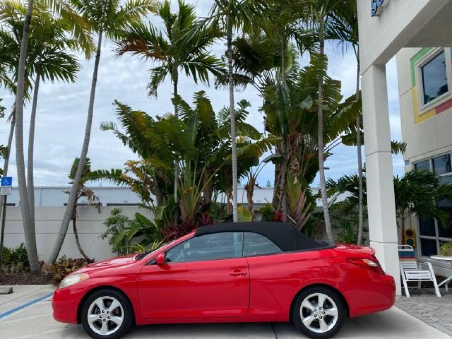 2004 Absolutely Red /Dark Stone Toyota Camry Solara CONV SE 1 OWNER 74972 Mi (4T1FA38P64U) with an 3.3L DOHC SMPI VVT-i 24-Valve V6 Engine engine, Automatic transmission, located at 4701 North Dixie Hwy, Pompano Beach, FL, 33064, (954) 422-2889, 26.240938, -80.123474 - OUR WEBPAGE FLORIDACARS1.COM HAS OVER 100 PHOTOS AND FREE CARFAX LINK 2004 Toyota Camry Solara SE V6 Convertible 3.3L V6 F DOHC 24V Gasoline 29 MPG Front Wheel Drive Features ABS Brakes Air Conditioning Alloy Wheels AM/FM Stereo Automatic Transmission Cassette Player CD Audio Cloth Seats Cruise Cont- Photo#4