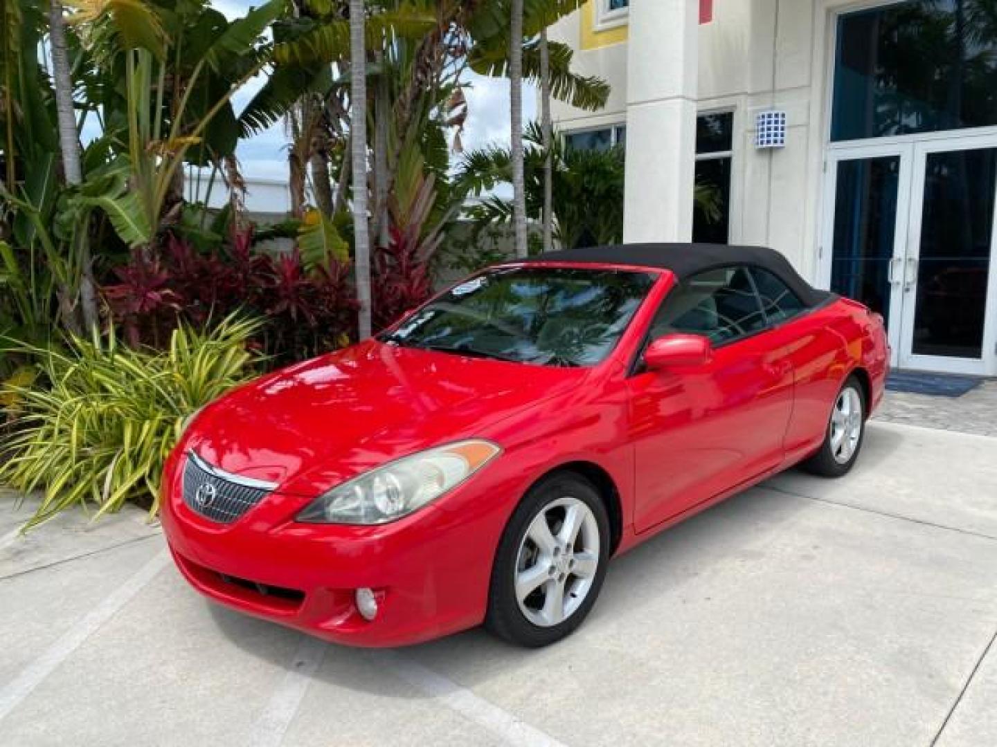2004 Absolutely Red /Dark Stone Toyota Camry Solara CONV SE 1 OWNER 74972 Mi (4T1FA38P64U) with an 3.3L DOHC SMPI VVT-i 24-Valve V6 Engine engine, Automatic transmission, located at 4701 North Dixie Hwy, Pompano Beach, FL, 33064, (954) 422-2889, 26.240938, -80.123474 - OUR WEBPAGE FLORIDACARS1.COM HAS OVER 100 PHOTOS AND FREE CARFAX LINK 2004 Toyota Camry Solara SE V6 Convertible 3.3L V6 F DOHC 24V Gasoline 29 MPG Front Wheel Drive Features ABS Brakes Air Conditioning Alloy Wheels AM/FM Stereo Automatic Transmission Cassette Player CD Audio Cloth Seats Cruise Cont- Photo#30