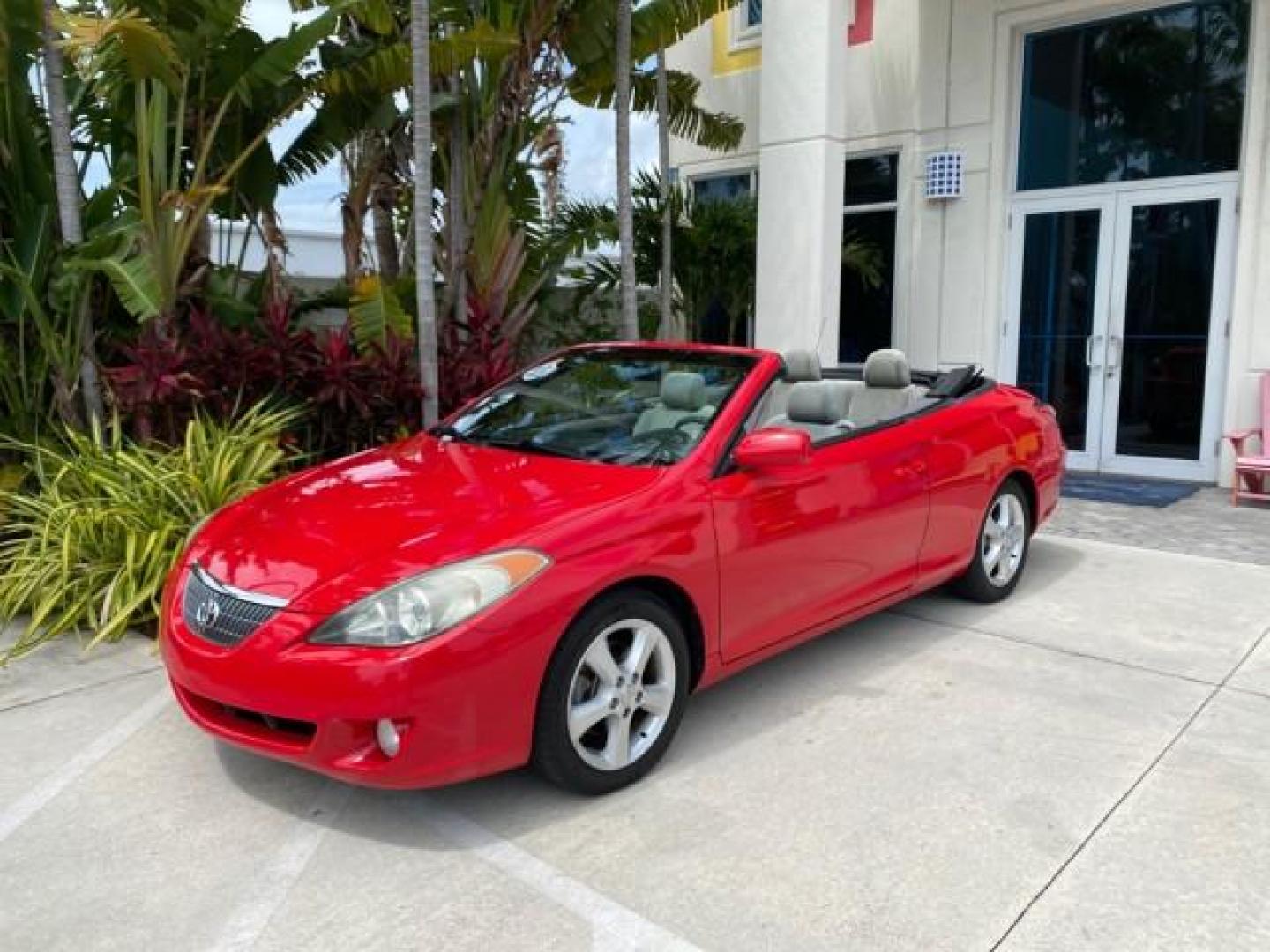 2004 Absolutely Red /Dark Stone Toyota Camry Solara CONV SE 1 OWNER 74972 Mi (4T1FA38P64U) with an 3.3L DOHC SMPI VVT-i 24-Valve V6 Engine engine, Automatic transmission, located at 4701 North Dixie Hwy, Pompano Beach, FL, 33064, (954) 422-2889, 26.240938, -80.123474 - OUR WEBPAGE FLORIDACARS1.COM HAS OVER 100 PHOTOS AND FREE CARFAX LINK 2004 Toyota Camry Solara SE V6 Convertible 3.3L V6 F DOHC 24V Gasoline 29 MPG Front Wheel Drive Features ABS Brakes Air Conditioning Alloy Wheels AM/FM Stereo Automatic Transmission Cassette Player CD Audio Cloth Seats Cruise Cont- Photo#31
