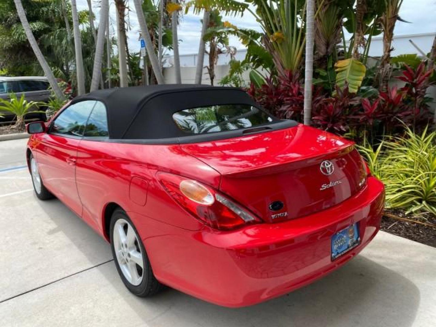 2004 Absolutely Red /Dark Stone Toyota Camry Solara CONV SE 1 OWNER 74972 Mi (4T1FA38P64U) with an 3.3L DOHC SMPI VVT-i 24-Valve V6 Engine engine, Automatic transmission, located at 4701 North Dixie Hwy, Pompano Beach, FL, 33064, (954) 422-2889, 26.240938, -80.123474 - OUR WEBPAGE FLORIDACARS1.COM HAS OVER 100 PHOTOS AND FREE CARFAX LINK 2004 Toyota Camry Solara SE V6 Convertible 3.3L V6 F DOHC 24V Gasoline 29 MPG Front Wheel Drive Features ABS Brakes Air Conditioning Alloy Wheels AM/FM Stereo Automatic Transmission Cassette Player CD Audio Cloth Seats Cruise Cont- Photo#40