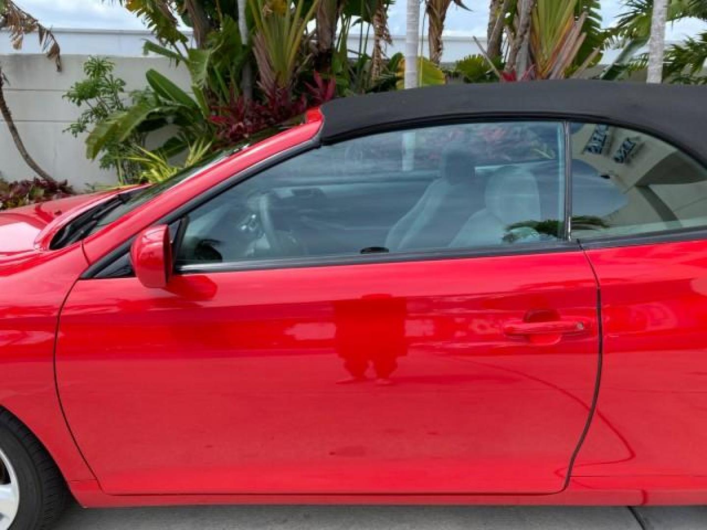 2004 Absolutely Red /Dark Stone Toyota Camry Solara CONV SE 1 OWNER 74972 Mi (4T1FA38P64U) with an 3.3L DOHC SMPI VVT-i 24-Valve V6 Engine engine, Automatic transmission, located at 4701 North Dixie Hwy, Pompano Beach, FL, 33064, (954) 422-2889, 26.240938, -80.123474 - OUR WEBPAGE FLORIDACARS1.COM HAS OVER 100 PHOTOS AND FREE CARFAX LINK 2004 Toyota Camry Solara SE V6 Convertible 3.3L V6 F DOHC 24V Gasoline 29 MPG Front Wheel Drive Features ABS Brakes Air Conditioning Alloy Wheels AM/FM Stereo Automatic Transmission Cassette Player CD Audio Cloth Seats Cruise Cont- Photo#59