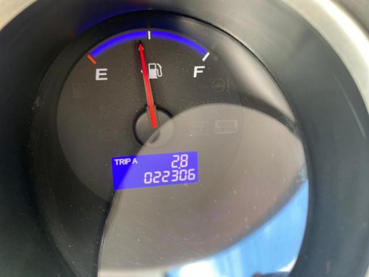 2007 Storm Silver Metallic /Black Honda Fit FIT Sport 1 OWNER LOW MILES 22,306 (JHMGD38607S) with an 1.5L SOHC PGM-FI 16-Valve VTEC I4 Engine engine, Automatic transmission, located at 4701 North Dixie Hwy, Pompano Beach, FL, 33064, (954) 422-2889, 26.240938, -80.123474 - OUR WEBPAGE FLORIDACARS1.COM HAS OVER 100 PHOTOS AND FREE CARFAX LINK 2007 Honda Fit Sport 1 OWNER Hatchback 4 DR 1.5L I4 F SOHC Gasoline 37 MPG Front Wheel Drive Features ABS Brakes Air Conditioning Alloy Wheels AM/FM Stereo Automatic Transmission Auxiliary Audio Input CD Audio Cloth Seats Cruise C- Photo#18