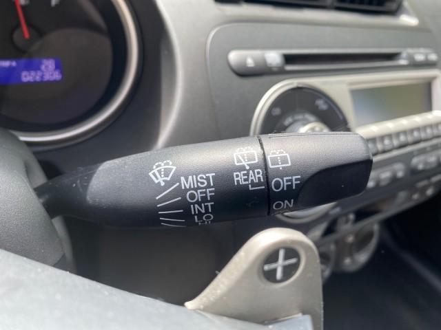 2007 Storm Silver Metallic /Black Honda Fit Sport 1 OWNER LOW MILES 22,306 (JHMGD38607S) with an 1.5L SOHC PGM-FI 16-Valve VTEC I4 Engine engine, Automatic transmission, located at 4701 North Dixie Hwy, Pompano Beach, FL, 33064, (954) 422-2889, 26.240938, -80.123474 - OUR WEBPAGE FLORIDACARS1.COM HAS OVER 100 PHOTOS AND FREE CARFAX LINK 2007 Honda Fit Sport 1 OWNER Hatchback 4 DR 1.5L I4 F SOHC Gasoline 37 MPG Front Wheel Drive Features ABS Brakes Air Conditioning Alloy Wheels AM/FM Stereo Automatic Transmission Auxiliary Audio Input CD Audio Cloth Seats Cruise C - Photo#49