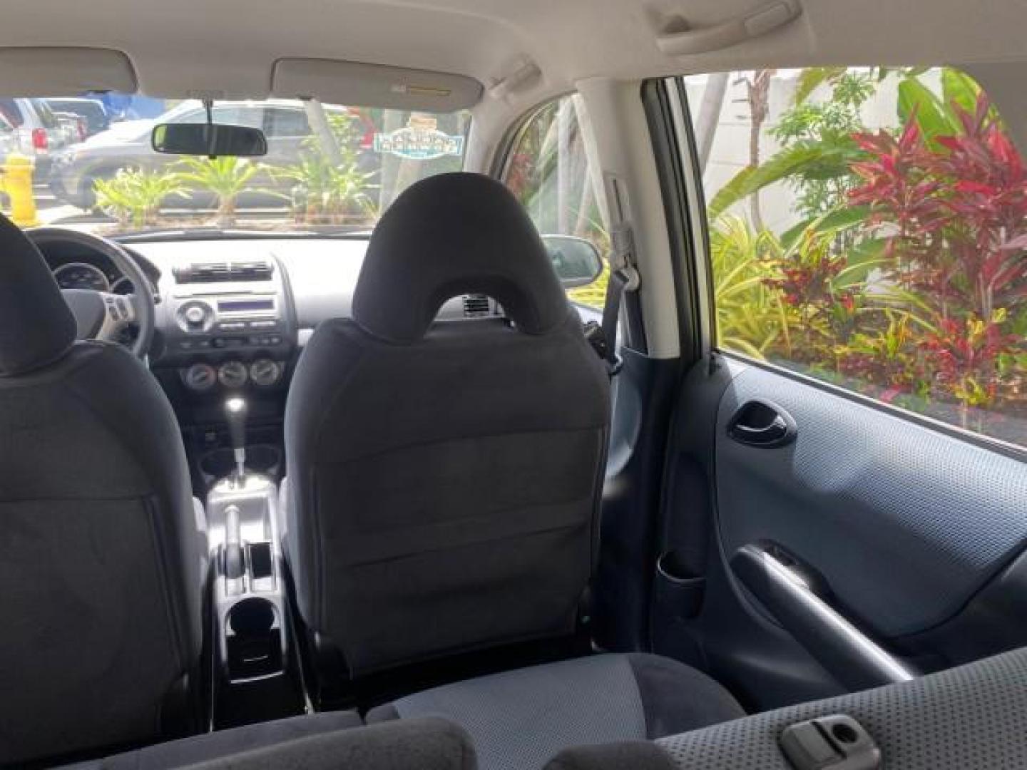 2007 Storm Silver Metallic /Black Honda Fit FIT Sport 1 OWNER LOW MILES 22,306 (JHMGD38607S) with an 1.5L SOHC PGM-FI 16-Valve VTEC I4 Engine engine, Automatic transmission, located at 4701 North Dixie Hwy, Pompano Beach, FL, 33064, (954) 422-2889, 26.240938, -80.123474 - OUR WEBPAGE FLORIDACARS1.COM HAS OVER 100 PHOTOS AND FREE CARFAX LINK 2007 Honda Fit Sport 1 OWNER Hatchback 4 DR 1.5L I4 F SOHC Gasoline 37 MPG Front Wheel Drive Features ABS Brakes Air Conditioning Alloy Wheels AM/FM Stereo Automatic Transmission Auxiliary Audio Input CD Audio Cloth Seats Cruise C- Photo#92