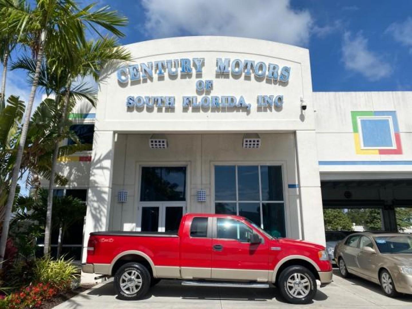 2007 Bright Red /Tan Ford F-150 Lariat 4WD LEATHER LOW MILES 80,286 (1FTPX14V97N) with an 5.4L 24-Valve EFI FFV V8 Engine engine, Automatic transmission, located at 4701 North Dixie Hwy, Pompano Beach, FL, 33064, (954) 422-2889, 26.240938, -80.123474 - OUR WEBPAGE FLORIDACARS1.COM HAS OVER 100 PHOTOS AND FREE CARFAX LINK 2007 Ford F-150 Lariat 4 Door Extended Cab Pickup 5.4L V8 F SOHC Flex Fuel 18 MPG Rear Wheel Drive w/ 4X4 Features 20 Inch Plus Wheels 4WD/AWD ABS Brakes Air Conditioning Alloy Wheels AM/FM Stereo Automatic Transmission Auxiliary- Photo#0
