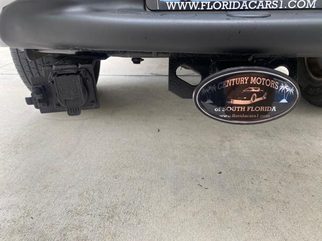 2003 Oxford White /Medium Graphite Ford F-150 XLT SPORT LOW MILES 70,700 1 OWNER (2FTRX17L63C) with an 5.4L 8-Cyl Engine engine, Automatic transmission, located at 4701 North Dixie Hwy, Pompano Beach, FL, 33064, (954) 422-2889, 26.240938, -80.123474 - OUR WEBPAGE FLORIDACARS1.COM HAS OVER 100 PHOTOS AND FREE CARFAX LINK 2003 Ford F-150 XLT 4 Door Extended Cab Pickup 5.4L V8 F SOHC 16V Gasoline 20 MPG Rear Wheel Drive Features ABS Brakes Air Conditioning Alloy Wheels AM/FM Stereo Automatic Transmission Auxiliary Audio Input Bluetooth Technology CD - Photo#93