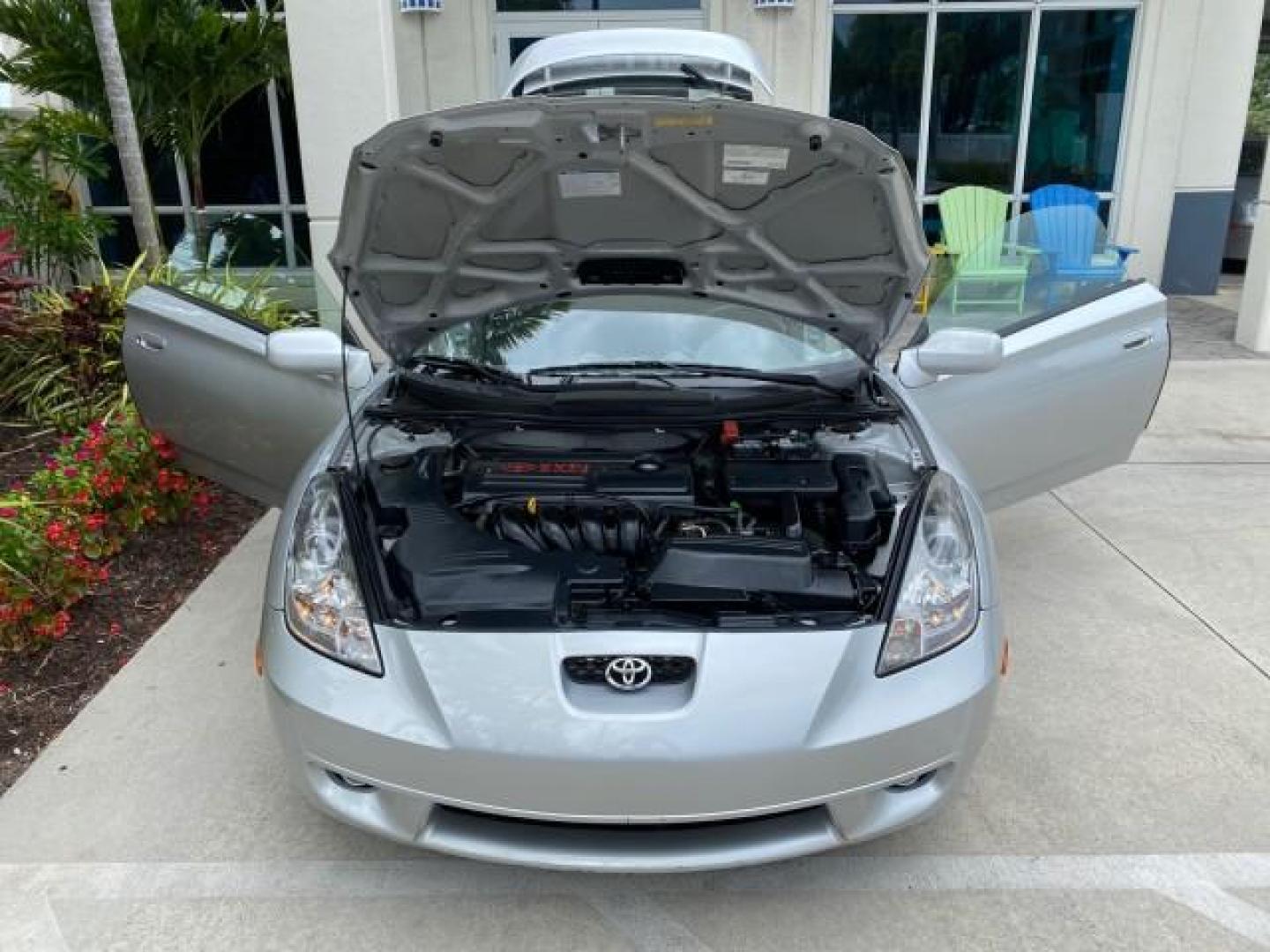 2001 Liquid Silver /Black/Silver Toyota Celica GT COUPE LOW MILES 60,070 (JTDDR32T310) with an 1.8L DOHC MPFI 16-Valve 4-Cyl Engine engine, Automatic transmission, located at 4701 North Dixie Hwy, Pompano Beach, FL, 33064, (954) 422-2889, 26.240938, -80.123474 - OUR WEBPAGE FLORIDACARS1.COM HAS OVER 100 PHOTOS AND FREE CARFAX LINK 2001 Toyota Celica GT Hatchback 2 DR 1.8L I4 F DOHC 16V Gasoline 34 MPG Front Wheel Drive Features Air Conditioning Alloy Wheels AM/FM Stereo Automatic Transmission Cassette Player CD Audio Cloth Seats Cruise Control Power Locks P- Photo#17