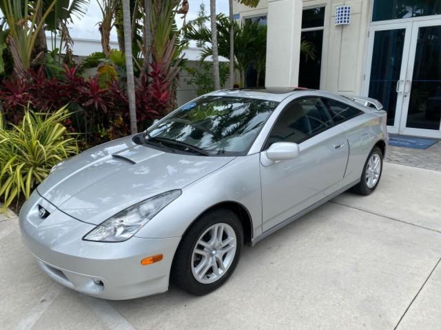 2001 Liquid Silver /Black/Silver Toyota Celica GT COUPE LOW MILES 60,070 (JTDDR32T310) with an 1.8L DOHC MPFI 16-Valve 4-Cyl Engine engine, Automatic transmission, located at 4701 North Dixie Hwy, Pompano Beach, FL, 33064, (954) 422-2889, 26.240938, -80.123474 - OUR WEBPAGE FLORIDACARS1.COM HAS OVER 100 PHOTOS AND FREE CARFAX LINK 2001 Toyota Celica GT Hatchback 2 DR 1.8L I4 F DOHC 16V Gasoline 34 MPG Front Wheel Drive Features Air Conditioning Alloy Wheels AM/FM Stereo Automatic Transmission Cassette Player CD Audio Cloth Seats Cruise Control Power Locks P- Photo#29