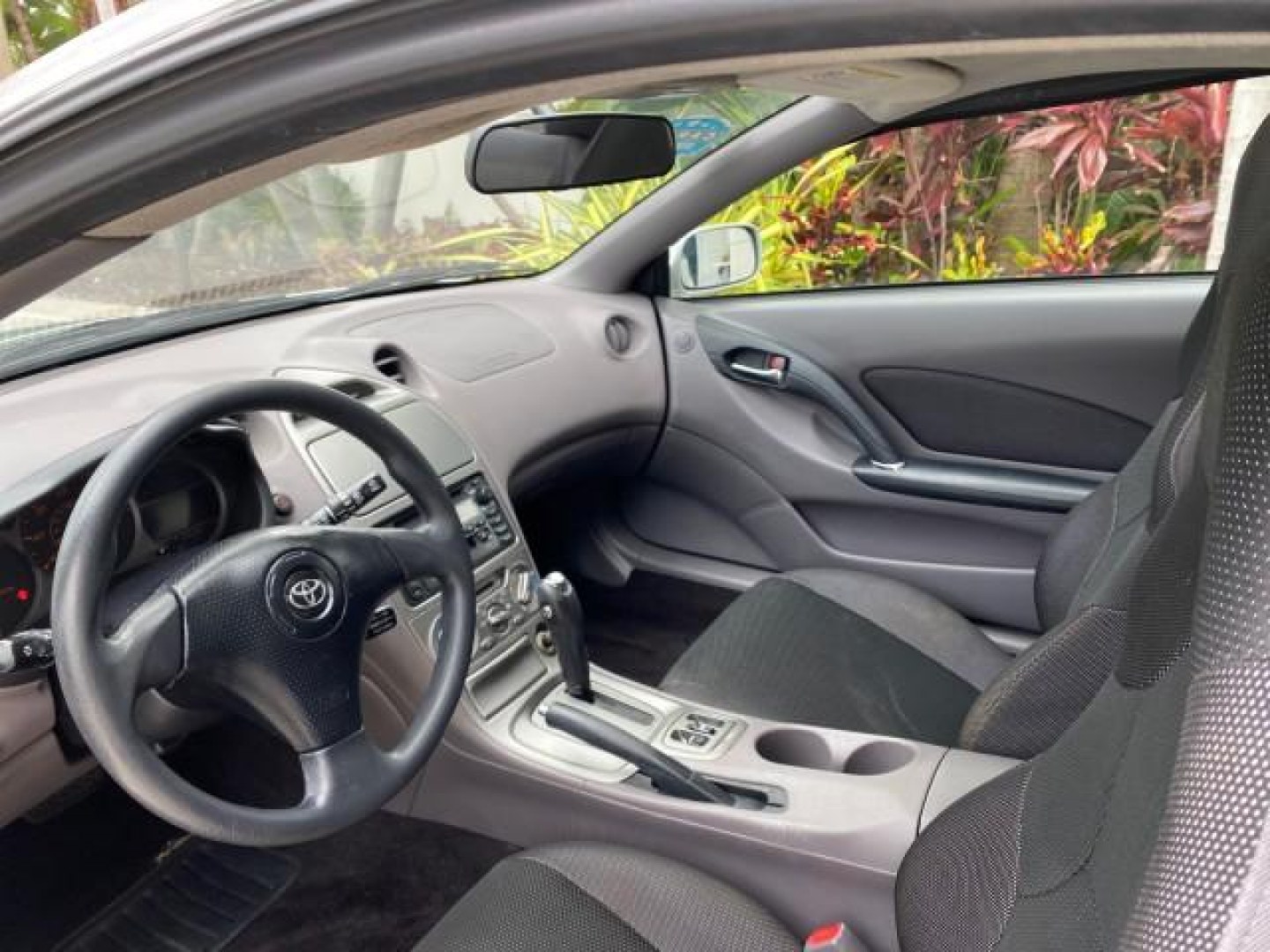 2001 Liquid Silver /Black/Silver Toyota Celica GT COUPE LOW MILES 60,070 (JTDDR32T310) with an 1.8L DOHC MPFI 16-Valve 4-Cyl Engine engine, Automatic transmission, located at 4701 North Dixie Hwy, Pompano Beach, FL, 33064, (954) 422-2889, 26.240938, -80.123474 - OUR WEBPAGE FLORIDACARS1.COM HAS OVER 100 PHOTOS AND FREE CARFAX LINK 2001 Toyota Celica GT Hatchback 2 DR 1.8L I4 F DOHC 16V Gasoline 34 MPG Front Wheel Drive Features Air Conditioning Alloy Wheels AM/FM Stereo Automatic Transmission Cassette Player CD Audio Cloth Seats Cruise Control Power Locks P- Photo#45
