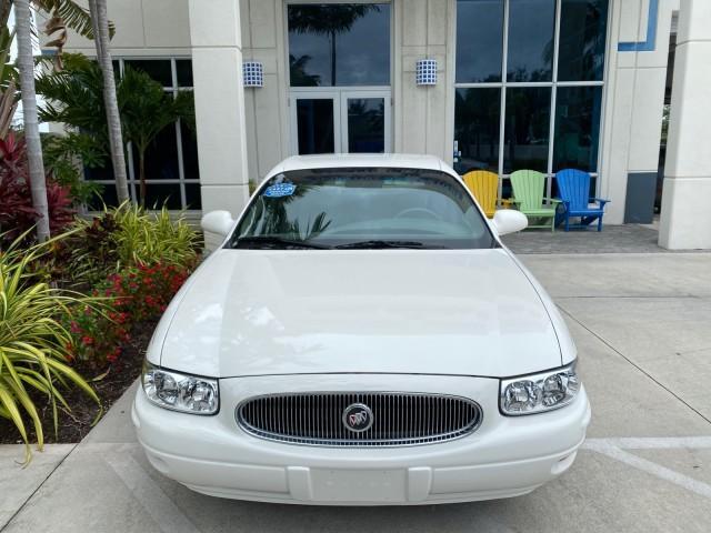 2003 White /Taupe Buick LeSabre LEATHER LOADED LOW MILES 25,425 (1G4HP52K034) with an 3.8L 3800 V6 SFI Engine engine, Automatic transmission, located at 4701 North Dixie Hwy, Pompano Beach, FL, 33064, (954) 422-2889, 26.240938, -80.123474 - OUR WEBPAGE FLORIDACARS1.COM HAS OVER 100 PHOTOS AND FREE CARFAX LINK 2003 Buick Lesabre Custom Sedan 4 DR 3.8L V6 F 12V Gasoline 29 MPG Front Wheel Drive Features ABS Brakes Air Conditioning AM/FM Stereo Automatic Transmission Cassette Player CD Audio Cruise Control Leather Seats Power Locks Power - Photo#26