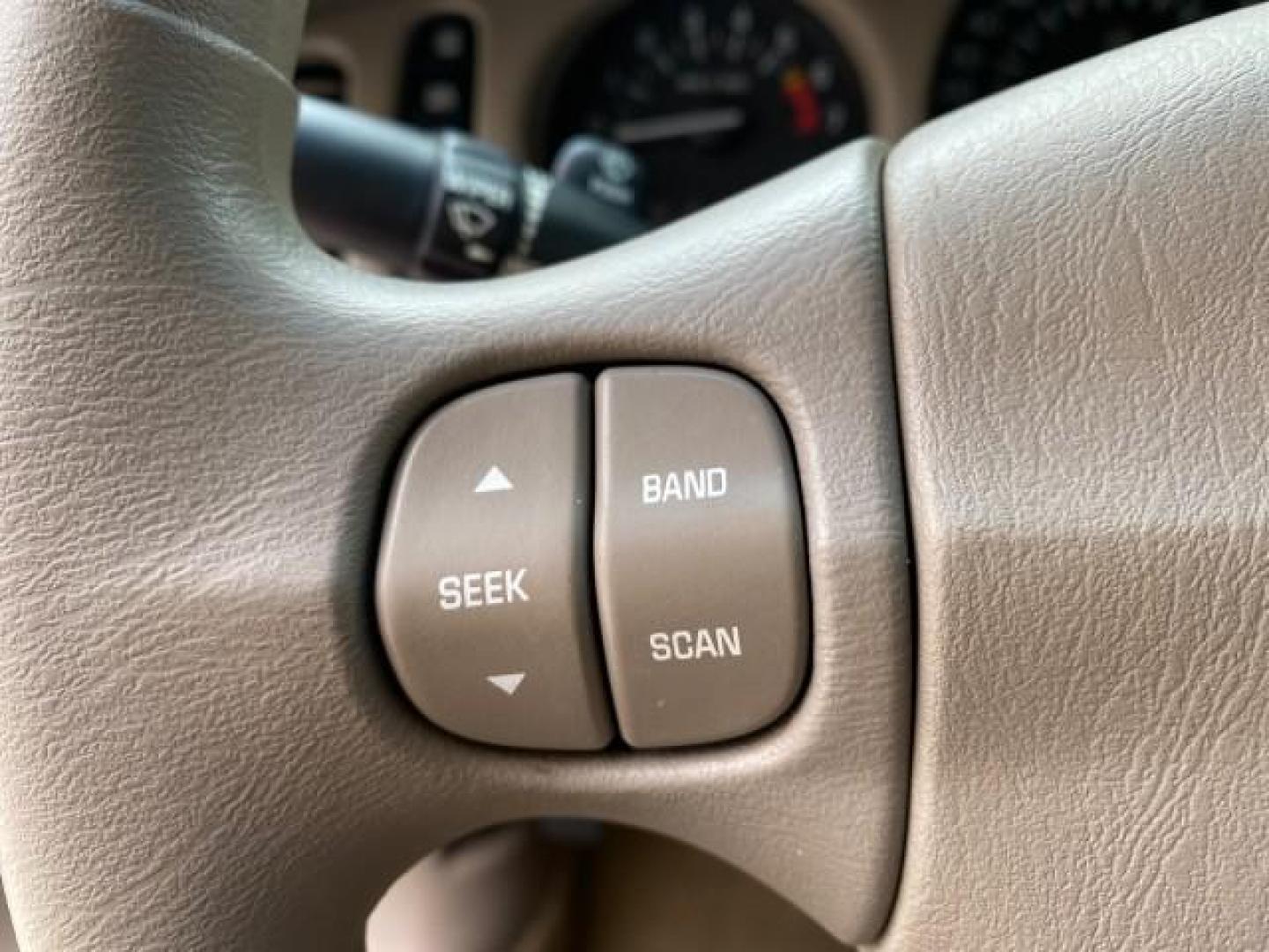 2003 White /Taupe Buick LeSabre LEATHER LOADED LOW MILES 25,425 (1G4HP52K034) with an 3.8L 3800 V6 SFI Engine engine, Automatic transmission, located at 4701 North Dixie Hwy, Pompano Beach, FL, 33064, (954) 422-2889, 26.240938, -80.123474 - OUR WEBPAGE FLORIDACARS1.COM HAS OVER 100 PHOTOS AND FREE CARFAX LINK 2003 Buick Lesabre Custom Sedan 4 DR 3.8L V6 F 12V Gasoline 29 MPG Front Wheel Drive Features ABS Brakes Air Conditioning AM/FM Stereo Automatic Transmission Cassette Player CD Audio Cruise Control Leather Seats Power Locks Power- Photo#48