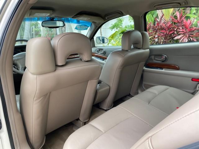 2003 White /Taupe Buick LeSabre LEATHER LOADED LOW MILES 25,425 (1G4HP52K034) with an 3.8L 3800 V6 SFI Engine engine, Automatic transmission, located at 4701 North Dixie Hwy, Pompano Beach, FL, 33064, (954) 422-2889, 26.240938, -80.123474 - OUR WEBPAGE FLORIDACARS1.COM HAS OVER 100 PHOTOS AND FREE CARFAX LINK 2003 Buick Lesabre Custom Sedan 4 DR 3.8L V6 F 12V Gasoline 29 MPG Front Wheel Drive Features ABS Brakes Air Conditioning AM/FM Stereo Automatic Transmission Cassette Player CD Audio Cruise Control Leather Seats Power Locks Power - Photo#76