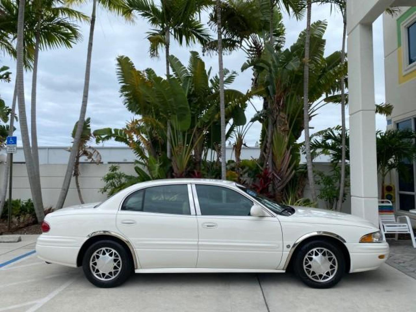 2003 White /Taupe Buick LeSabre LEATHER LOADED LOW MILES 25,425 (1G4HP52K034) with an 3.8L 3800 V6 SFI Engine engine, Automatic transmission, located at 4701 North Dixie Hwy, Pompano Beach, FL, 33064, (954) 422-2889, 26.240938, -80.123474 - OUR WEBPAGE FLORIDACARS1.COM HAS OVER 100 PHOTOS AND FREE CARFAX LINK 2003 Buick Lesabre Custom Sedan 4 DR 3.8L V6 F 12V Gasoline 29 MPG Front Wheel Drive Features ABS Brakes Air Conditioning AM/FM Stereo Automatic Transmission Cassette Player CD Audio Cruise Control Leather Seats Power Locks Power- Photo#98