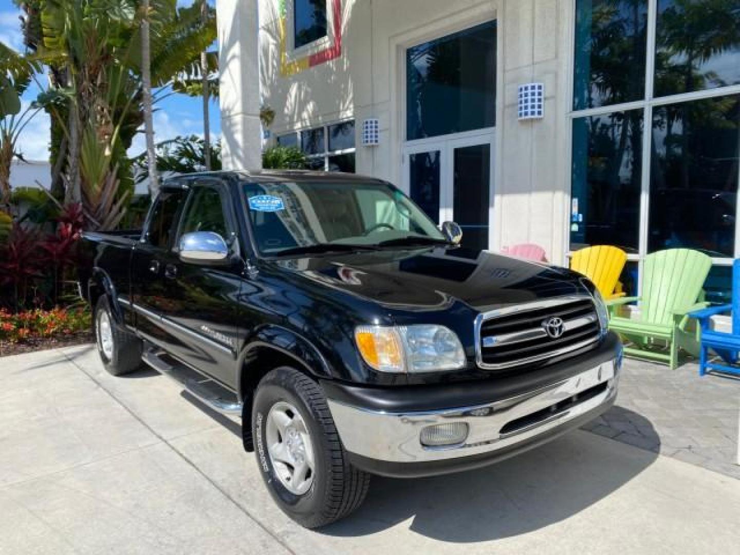 2002 Black /Oak Toyota Tundra ACCESS SR5 LEATHER LOW MILES 90,481 (5TBRN34102S) with an 3.4L DOHC EFI 24-Valve V6 Engine engine, Automatic transmission, located at 4701 North Dixie Hwy, Pompano Beach, FL, 33064, (954) 422-2889, 26.240938, -80.123474 - OUR WEBPAGE FLORIDACARS1.COM HAS OVER 100 PHOTOS AND FREE CARFAX LINK 2002 Toyota Tundra SR5 4 Door Extended Cab Pickup 3.4L V6 F DOHC 24V Gasoline 20 MPG Rear Wheel Drive Features ABS Brakes Air Conditioning Alloy Wheels AM/FM Stereo Automatic Transmission Bed Liner CD Audio Cruise Control Leather- Photo#1