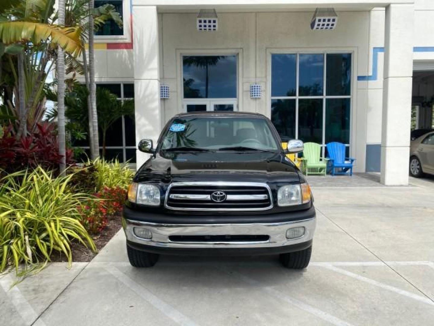 2002 Black /Oak Toyota Tundra ACCESS SR5 LEATHER LOW MILES 90,481 (5TBRN34102S) with an 3.4L DOHC EFI 24-Valve V6 Engine engine, Automatic transmission, located at 4701 North Dixie Hwy, Pompano Beach, FL, 33064, (954) 422-2889, 26.240938, -80.123474 - OUR WEBPAGE FLORIDACARS1.COM HAS OVER 100 PHOTOS AND FREE CARFAX LINK 2002 Toyota Tundra SR5 4 Door Extended Cab Pickup 3.4L V6 F DOHC 24V Gasoline 20 MPG Rear Wheel Drive Features ABS Brakes Air Conditioning Alloy Wheels AM/FM Stereo Automatic Transmission Bed Liner CD Audio Cruise Control Leather- Photo#26