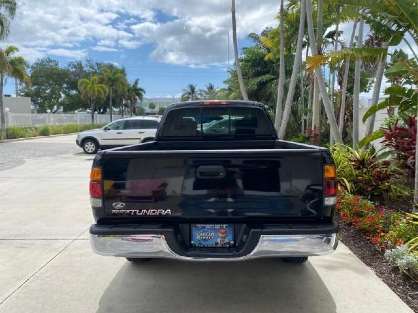 2002 Black /Oak Toyota Tundra ACCESS SR5 LEATHER LOW MILES 90,481 (5TBRN34102S) with an 3.4L DOHC EFI 24-Valve V6 Engine engine, Automatic transmission, located at 4701 North Dixie Hwy, Pompano Beach, FL, 33064, (954) 422-2889, 26.240938, -80.123474 - OUR WEBPAGE FLORIDACARS1.COM HAS OVER 100 PHOTOS AND FREE CARFAX LINK 2002 Toyota Tundra SR5 4 Door Extended Cab Pickup 3.4L V6 F DOHC 24V Gasoline 20 MPG Rear Wheel Drive Features ABS Brakes Air Conditioning Alloy Wheels AM/FM Stereo Automatic Transmission Bed Liner CD Audio Cruise Control Leather- Photo#34