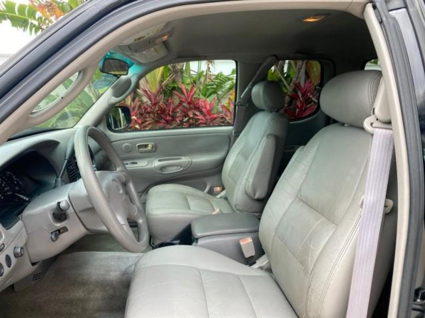 2002 Black /Oak Toyota Tundra ACCESS SR5 LEATHER LOW MILES 90,481 (5TBRN34102S) with an 3.4L DOHC EFI 24-Valve V6 Engine engine, Automatic transmission, located at 4701 North Dixie Hwy, Pompano Beach, FL, 33064, (954) 422-2889, 26.240938, -80.123474 - OUR WEBPAGE FLORIDACARS1.COM HAS OVER 100 PHOTOS AND FREE CARFAX LINK 2002 Toyota Tundra SR5 4 Door Extended Cab Pickup 3.4L V6 F DOHC 24V Gasoline 20 MPG Rear Wheel Drive Features ABS Brakes Air Conditioning Alloy Wheels AM/FM Stereo Automatic Transmission Bed Liner CD Audio Cruise Control Leather- Photo#43