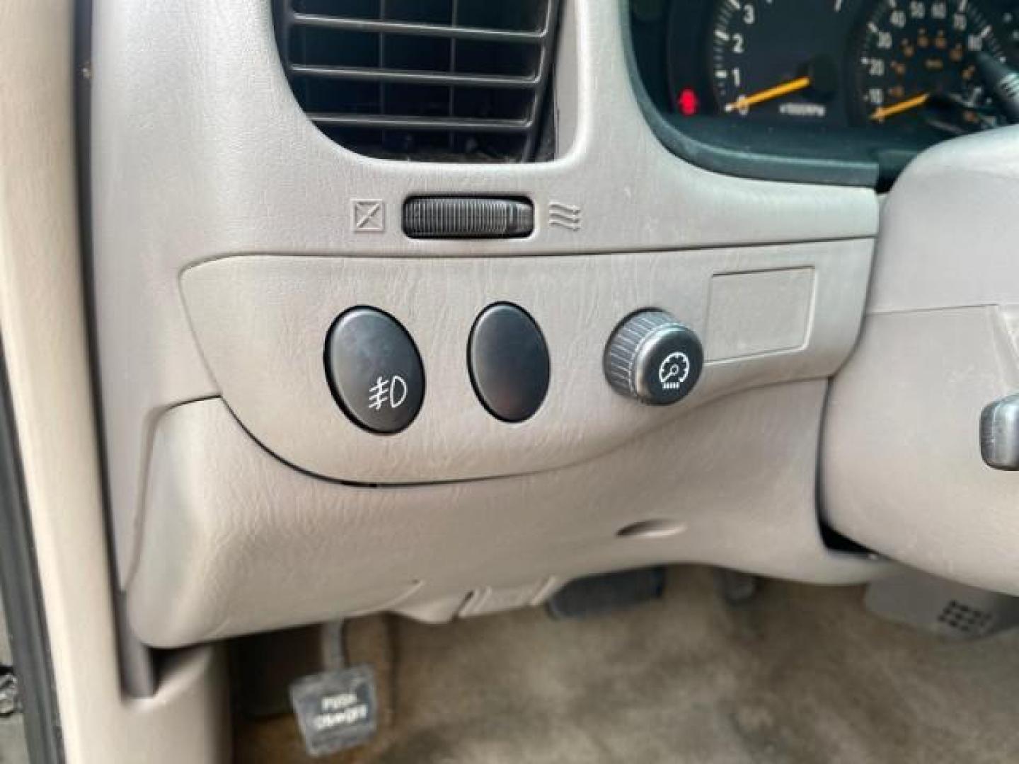 2002 Black /Oak Toyota Tundra ACCESS SR5 LEATHER LOW MILES 90,481 (5TBRN34102S) with an 3.4L DOHC EFI 24-Valve V6 Engine engine, Automatic transmission, located at 4701 North Dixie Hwy, Pompano Beach, FL, 33064, (954) 422-2889, 26.240938, -80.123474 - OUR WEBPAGE FLORIDACARS1.COM HAS OVER 100 PHOTOS AND FREE CARFAX LINK 2002 Toyota Tundra SR5 4 Door Extended Cab Pickup 3.4L V6 F DOHC 24V Gasoline 20 MPG Rear Wheel Drive Features ABS Brakes Air Conditioning Alloy Wheels AM/FM Stereo Automatic Transmission Bed Liner CD Audio Cruise Control Leather- Photo#53
