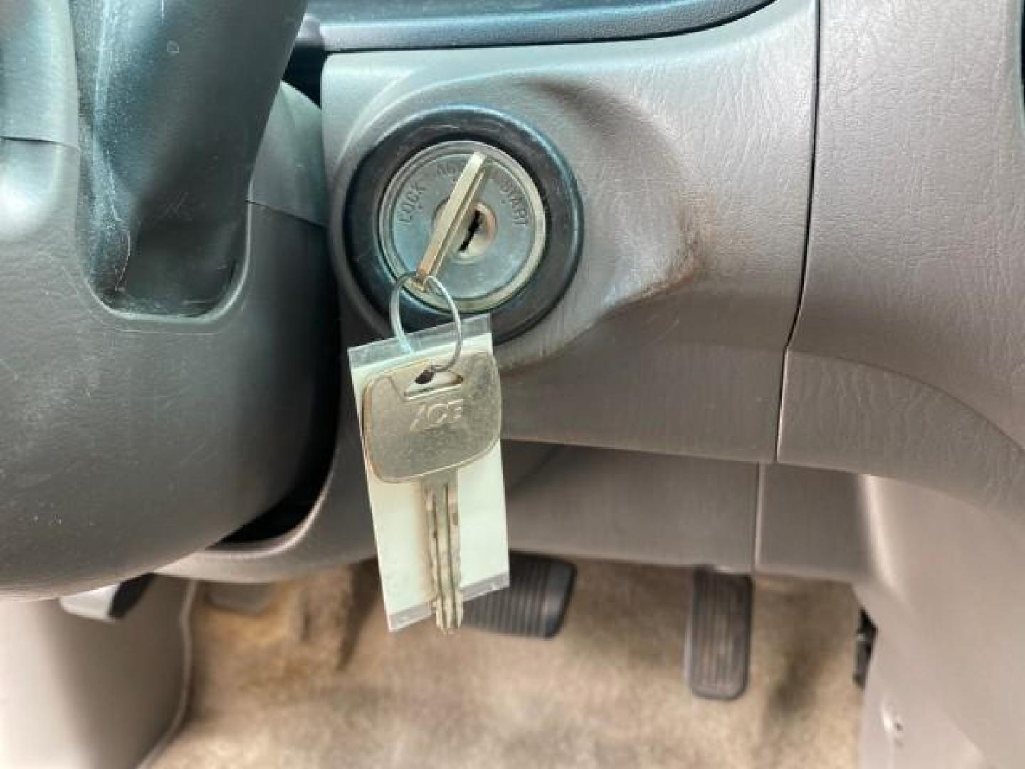 2002 Black /Oak Toyota Tundra ACCESS SR5 LEATHER LOW MILES 90,481 (5TBRN34102S) with an 3.4L DOHC EFI 24-Valve V6 Engine engine, Automatic transmission, located at 4701 North Dixie Hwy, Pompano Beach, FL, 33064, (954) 422-2889, 26.240938, -80.123474 - OUR WEBPAGE FLORIDACARS1.COM HAS OVER 100 PHOTOS AND FREE CARFAX LINK 2002 Toyota Tundra SR5 4 Door Extended Cab Pickup 3.4L V6 F DOHC 24V Gasoline 20 MPG Rear Wheel Drive Features ABS Brakes Air Conditioning Alloy Wheels AM/FM Stereo Automatic Transmission Bed Liner CD Audio Cruise Control Leather- Photo#55