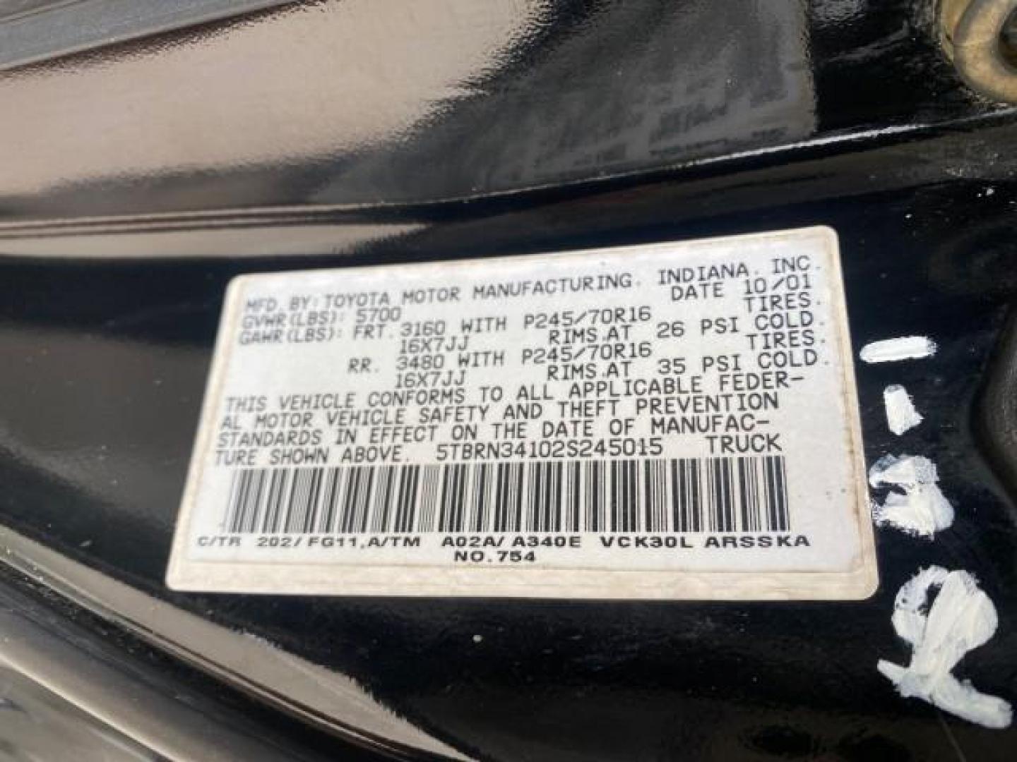 2002 Black /Oak Toyota Tundra ACCESS SR5 LEATHER LOW MILES 90,481 (5TBRN34102S) with an 3.4L DOHC EFI 24-Valve V6 Engine engine, Automatic transmission, located at 4701 North Dixie Hwy, Pompano Beach, FL, 33064, (954) 422-2889, 26.240938, -80.123474 - OUR WEBPAGE FLORIDACARS1.COM HAS OVER 100 PHOTOS AND FREE CARFAX LINK 2002 Toyota Tundra SR5 4 Door Extended Cab Pickup 3.4L V6 F DOHC 24V Gasoline 20 MPG Rear Wheel Drive Features ABS Brakes Air Conditioning Alloy Wheels AM/FM Stereo Automatic Transmission Bed Liner CD Audio Cruise Control Leather- Photo#71
