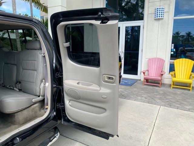 2002 Black /Oak Toyota Tundra ACCESS SR5 LEATHER LOW MILES 90,481 (5TBRN34102S) with an 3.4L DOHC EFI 24-Valve V6 Engine engine, Automatic transmission, located at 4701 North Dixie Hwy, Pompano Beach, FL, 33064, (954) 422-2889, 26.240938, -80.123474 - OUR WEBPAGE FLORIDACARS1.COM HAS OVER 100 PHOTOS AND FREE CARFAX LINK 2002 Toyota Tundra SR5 4 Door Extended Cab Pickup 3.4L V6 F DOHC 24V Gasoline 20 MPG Rear Wheel Drive Features ABS Brakes Air Conditioning Alloy Wheels AM/FM Stereo Automatic Transmission Bed Liner CD Audio Cruise Control Leather - Photo#74
