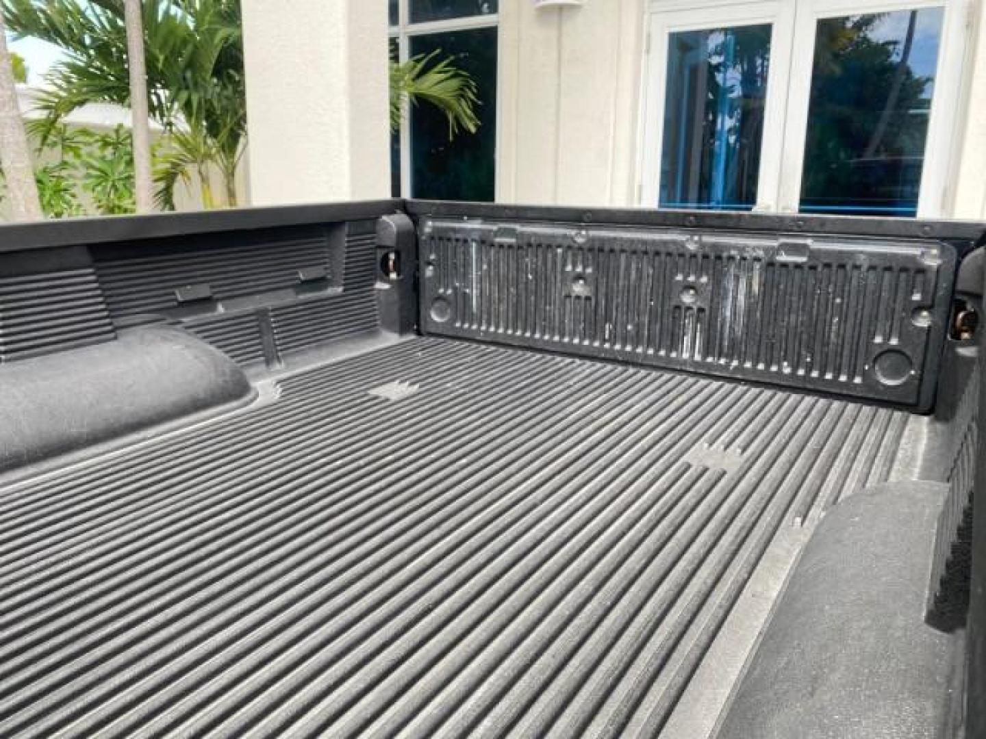 2002 Black /Oak Toyota Tundra ACCESS SR5 LEATHER LOW MILES 90,481 (5TBRN34102S) with an 3.4L DOHC EFI 24-Valve V6 Engine engine, Automatic transmission, located at 4701 North Dixie Hwy, Pompano Beach, FL, 33064, (954) 422-2889, 26.240938, -80.123474 - OUR WEBPAGE FLORIDACARS1.COM HAS OVER 100 PHOTOS AND FREE CARFAX LINK 2002 Toyota Tundra SR5 4 Door Extended Cab Pickup 3.4L V6 F DOHC 24V Gasoline 20 MPG Rear Wheel Drive Features ABS Brakes Air Conditioning Alloy Wheels AM/FM Stereo Automatic Transmission Bed Liner CD Audio Cruise Control Leather- Photo#84