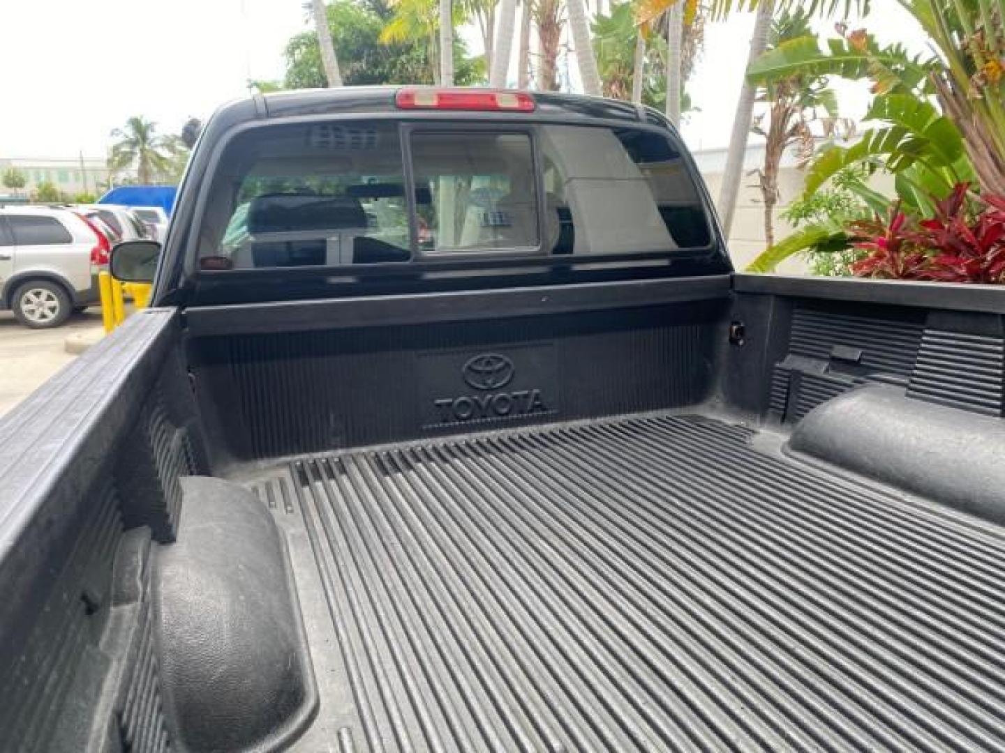 2002 Black /Oak Toyota Tundra ACCESS SR5 LEATHER LOW MILES 90,481 (5TBRN34102S) with an 3.4L DOHC EFI 24-Valve V6 Engine engine, Automatic transmission, located at 4701 North Dixie Hwy, Pompano Beach, FL, 33064, (954) 422-2889, 26.240938, -80.123474 - OUR WEBPAGE FLORIDACARS1.COM HAS OVER 100 PHOTOS AND FREE CARFAX LINK 2002 Toyota Tundra SR5 4 Door Extended Cab Pickup 3.4L V6 F DOHC 24V Gasoline 20 MPG Rear Wheel Drive Features ABS Brakes Air Conditioning Alloy Wheels AM/FM Stereo Automatic Transmission Bed Liner CD Audio Cruise Control Leather- Photo#91
