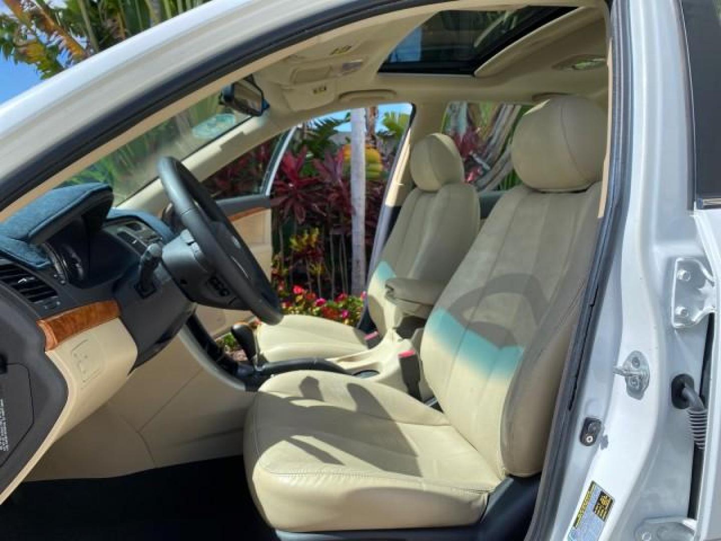 2009 Pearl White /Camel Hyundai Sonata SUNROOF Limited LOW MILES 45,849 (5NPEU46F69H) with an 3.3L DOHC V6 Engine engine, Automatic transmission, located at 4701 North Dixie Hwy, Pompano Beach, FL, 33064, (954) 422-2889, 26.240938, -80.123474 - OUR WEBPAGE FLORIDACARS1.COM HAS OVER 100 PHOTOS AND FREE CARFAX LINK 2009 Hyundai Sonata Limited V6 Sedan 4 DR 3.3L V6 F DOHC 24V Gasoline 19 MPG Front Wheel Drive Features ABS Brakes Air Conditioning Alloy Wheels AM/FM Stereo Automatic Transmission Auxiliary Audio Input CD Audio Cruise Control Fro- Photo#10