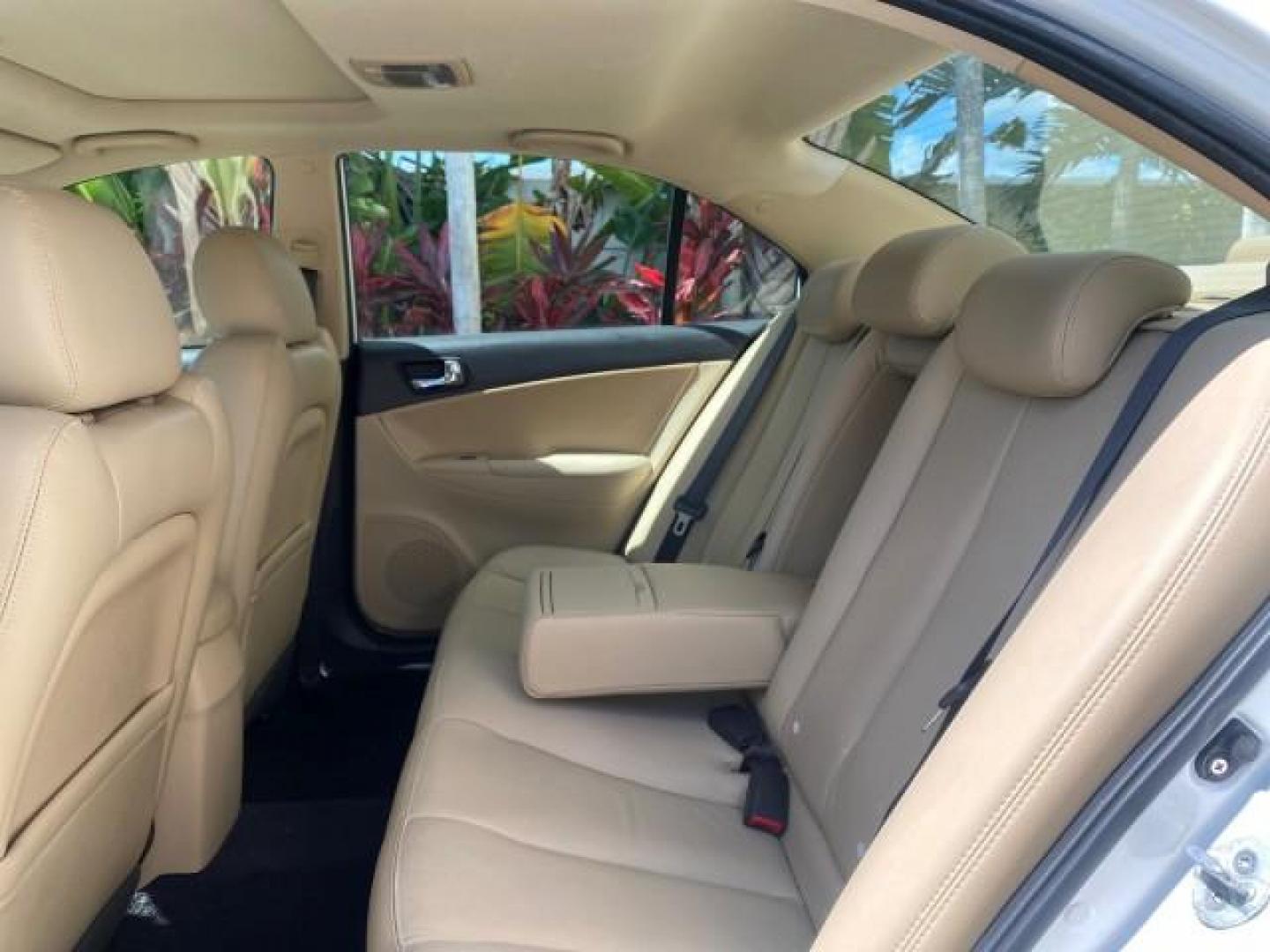 2009 Pearl White /Camel Hyundai Sonata SUNROOF Limited LOW MILES 45,849 (5NPEU46F69H) with an 3.3L DOHC V6 Engine engine, Automatic transmission, located at 4701 North Dixie Hwy, Pompano Beach, FL, 33064, (954) 422-2889, 26.240938, -80.123474 - OUR WEBPAGE FLORIDACARS1.COM HAS OVER 100 PHOTOS AND FREE CARFAX LINK 2009 Hyundai Sonata Limited V6 Sedan 4 DR 3.3L V6 F DOHC 24V Gasoline 19 MPG Front Wheel Drive Features ABS Brakes Air Conditioning Alloy Wheels AM/FM Stereo Automatic Transmission Auxiliary Audio Input CD Audio Cruise Control Fro- Photo#79