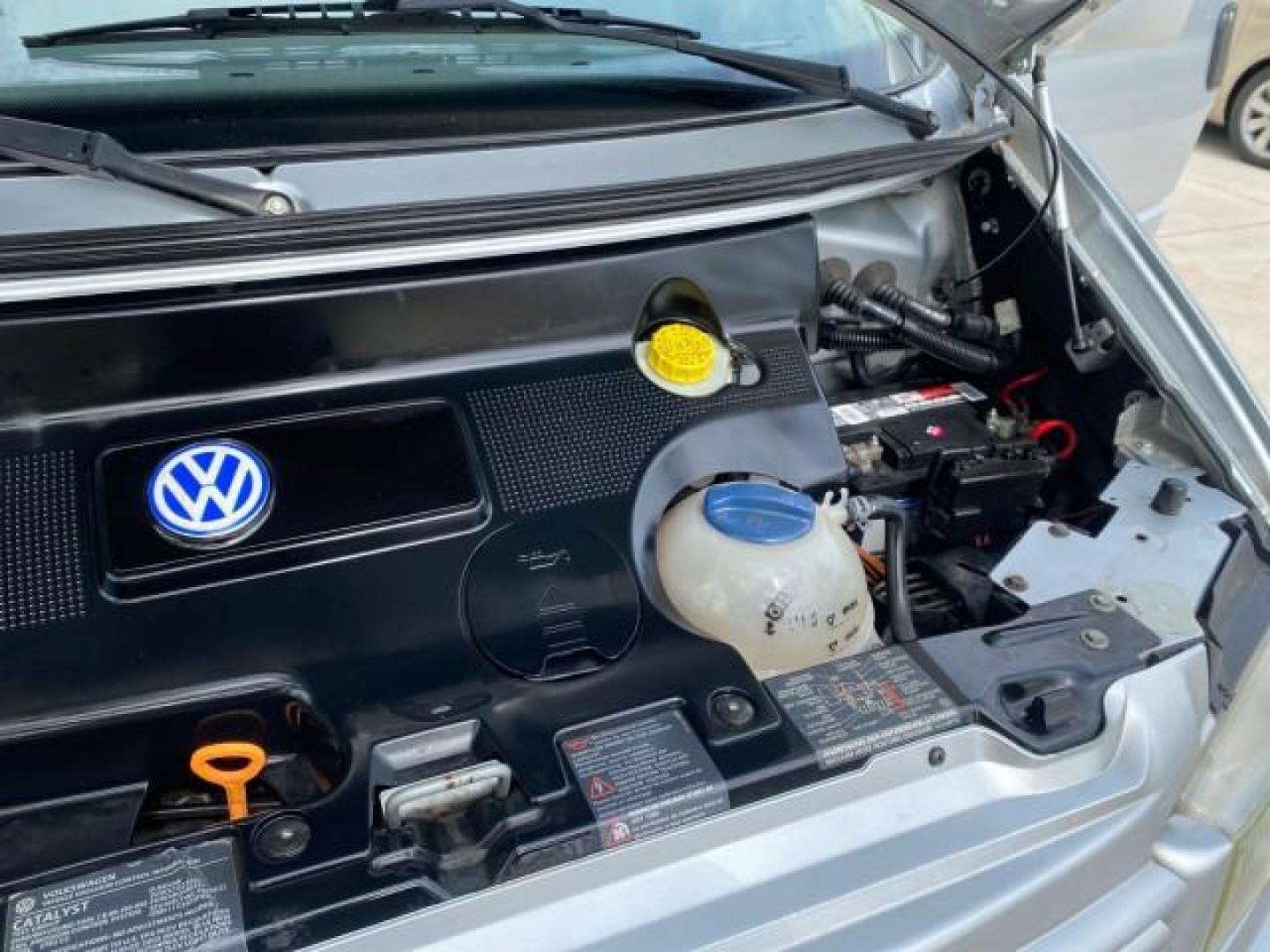 2003 Reflex Silver /Gray Volkswagen EuroVan MV POP UP CAMPER VAN (WV2NB47093H) with an 2.8L DOHC SMPI V6 Engine engine, Automatic transmission, located at 4701 North Dixie Hwy, Pompano Beach, FL, 33064, (954) 422-2889, 26.240938, -80.123474 - OUR WEBPAGE FLORIDACARS1.COM HAS OVER 100 PHOTOS AND FREE CARFAX LINK 2003 Volkswagen Eurovan MV Westfalia Pop Top Camper Van 2.8L I6 F Gasoline 20 MPG Front Wheel Drive Features ABS Brakes Air Conditioning Alloy Wheels AM/FM Stereo Automatic Transmission Cloth Seats Cruise Control Power Locks Power- Photo#25