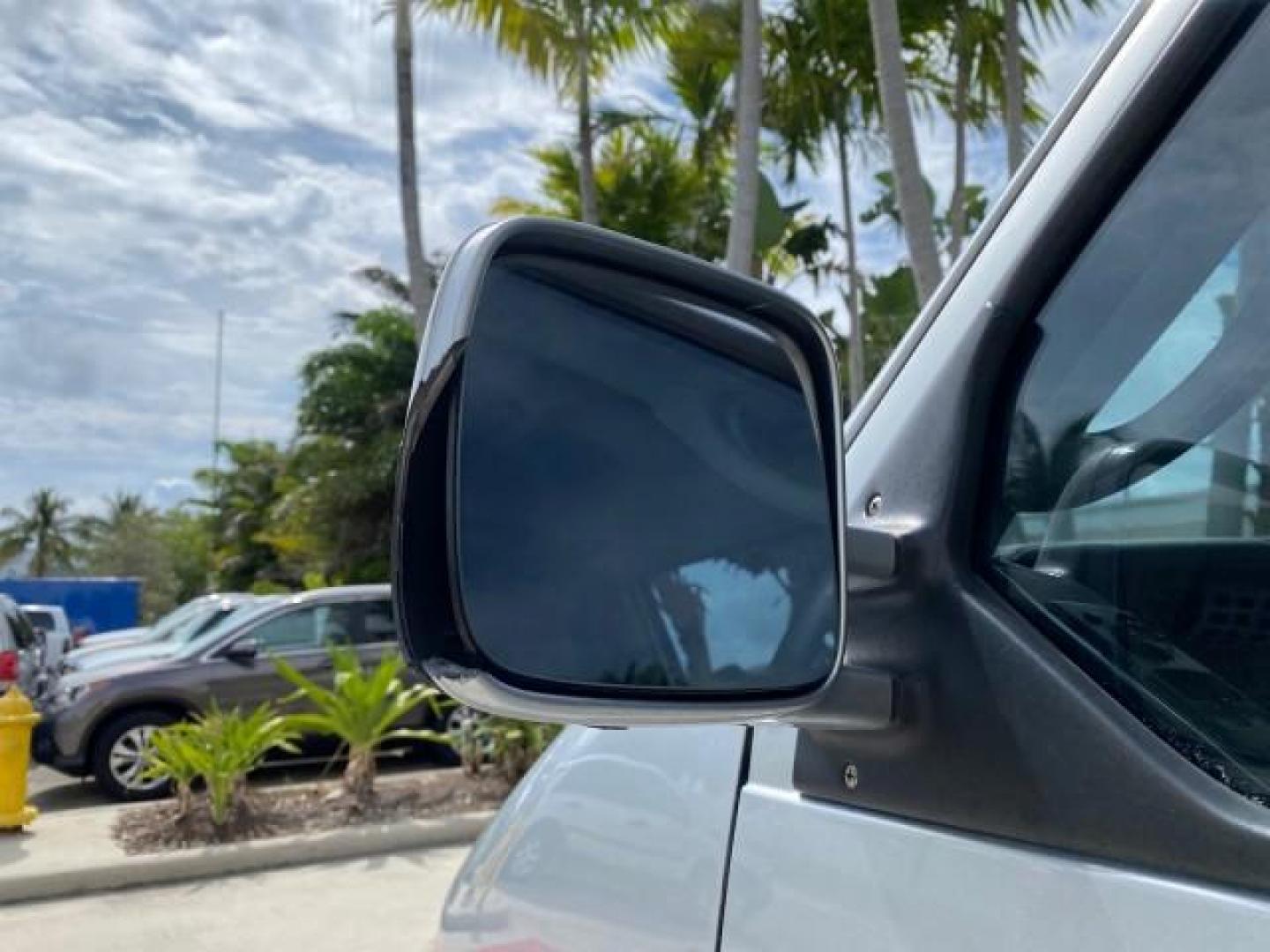 2003 Reflex Silver /Gray Volkswagen EuroVan MV POP UP CAMPER VAN (WV2NB47093H) with an 2.8L DOHC SMPI V6 Engine engine, Automatic transmission, located at 4701 North Dixie Hwy, Pompano Beach, FL, 33064, (954) 422-2889, 26.240938, -80.123474 - OUR WEBPAGE FLORIDACARS1.COM HAS OVER 100 PHOTOS AND FREE CARFAX LINK 2003 Volkswagen Eurovan MV Westfalia Pop Top Camper Van 2.8L I6 F Gasoline 20 MPG Front Wheel Drive Features ABS Brakes Air Conditioning Alloy Wheels AM/FM Stereo Automatic Transmission Cloth Seats Cruise Control Power Locks Power- Photo#38