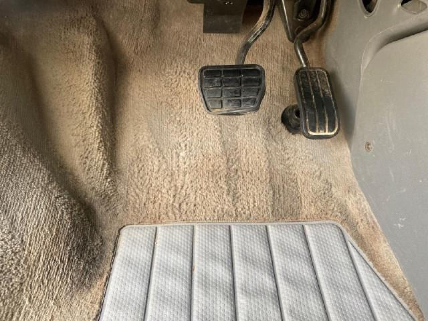 2003 Reflex Silver /Gray Volkswagen EuroVan MV POP UP CAMPER VAN (WV2NB47093H) with an 2.8L DOHC SMPI V6 Engine engine, Automatic transmission, located at 4701 North Dixie Hwy, Pompano Beach, FL, 33064, (954) 422-2889, 26.240938, -80.123474 - OUR WEBPAGE FLORIDACARS1.COM HAS OVER 100 PHOTOS AND FREE CARFAX LINK 2003 Volkswagen Eurovan MV Westfalia Pop Top Camper Van 2.8L I6 F Gasoline 20 MPG Front Wheel Drive Features ABS Brakes Air Conditioning Alloy Wheels AM/FM Stereo Automatic Transmission Cloth Seats Cruise Control Power Locks Power- Photo#52