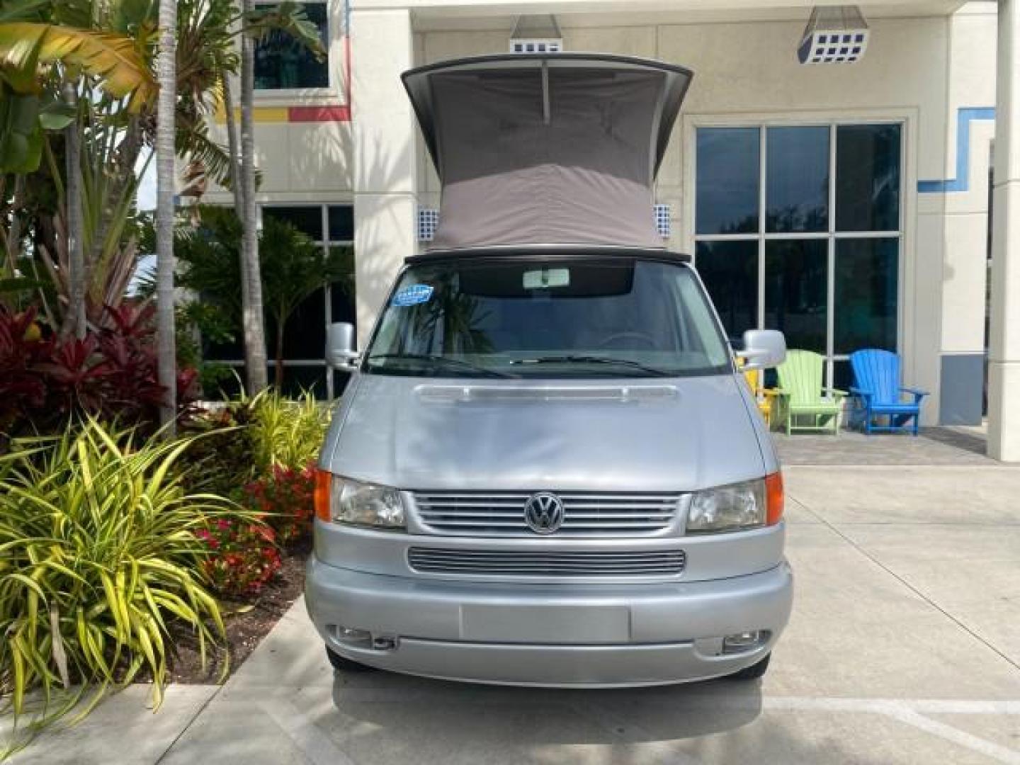 2003 Reflex Silver /Gray Volkswagen EuroVan MV POP UP CAMPER VAN (WV2NB47093H) with an 2.8L DOHC SMPI V6 Engine engine, Automatic transmission, located at 4701 North Dixie Hwy, Pompano Beach, FL, 33064, (954) 422-2889, 26.240938, -80.123474 - OUR WEBPAGE FLORIDACARS1.COM HAS OVER 100 PHOTOS AND FREE CARFAX LINK 2003 Volkswagen Eurovan MV Westfalia Pop Top Camper Van 2.8L I6 F Gasoline 20 MPG Front Wheel Drive Features ABS Brakes Air Conditioning Alloy Wheels AM/FM Stereo Automatic Transmission Cloth Seats Cruise Control Power Locks Power- Photo#72