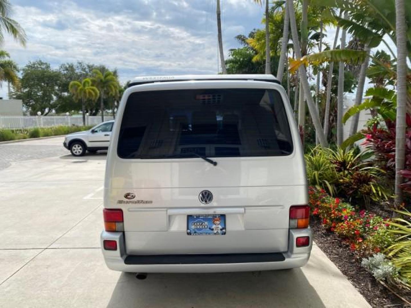 2003 Reflex Silver /Gray Volkswagen EuroVan MV POP UP CAMPER VAN (WV2NB47093H) with an 2.8L DOHC SMPI V6 Engine engine, Automatic transmission, located at 4701 North Dixie Hwy, Pompano Beach, FL, 33064, (954) 422-2889, 26.240938, -80.123474 - OUR WEBPAGE FLORIDACARS1.COM HAS OVER 100 PHOTOS AND FREE CARFAX LINK 2003 Volkswagen Eurovan MV Westfalia Pop Top Camper Van 2.8L I6 F Gasoline 20 MPG Front Wheel Drive Features ABS Brakes Air Conditioning Alloy Wheels AM/FM Stereo Automatic Transmission Cloth Seats Cruise Control Power Locks Power- Photo#77
