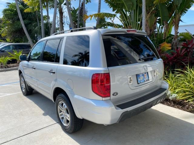 2004 Starlight Silver Metallic /Gray Honda Pilot EX-L 4WD LOW MILES 64,262 (2HKYF18574H) with an 3.5L SOHC PGM-FI 24-Valve VTEC V6 Engine engine, Automatic transmission, located at 4701 North Dixie Hwy, Pompano Beach, FL, 33064, (954) 422-2889, 26.240938, -80.123474 - OUR WEBPAGE FLORIDACARS1.COM HAS OVER 100 PHOTOS AND FREE CARFAX LINK 2004 Honda Pilot EX-L 4WD/AWD 4 Door Wagon/Sport Utility 3.5L V6 F SOHC Gasoline 22 MPG All Wheel Drive Features 4WD/AWD ABS Brakes Air Conditioning Alloy Wheels AM/FM Stereo Automatic Transmission Cassette Player CD Audio Cruise- Photo#32
