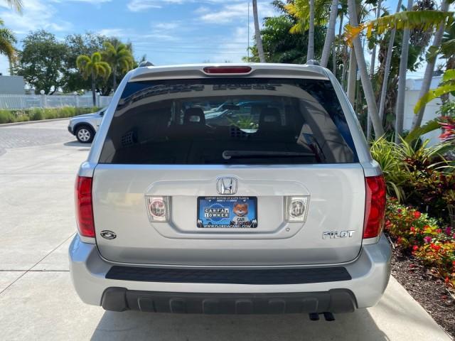 2004 Starlight Silver Metallic /Gray Honda Pilot EX-L 4WD LOW MILES 64,262 (2HKYF18574H) with an 3.5L SOHC PGM-FI 24-Valve VTEC V6 Engine engine, Automatic transmission, located at 4701 North Dixie Hwy, Pompano Beach, FL, 33064, (954) 422-2889, 26.240938, -80.123474 - OUR WEBPAGE FLORIDACARS1.COM HAS OVER 100 PHOTOS AND FREE CARFAX LINK 2004 Honda Pilot EX-L 4WD/AWD 4 Door Wagon/Sport Utility 3.5L V6 F SOHC Gasoline 22 MPG All Wheel Drive Features 4WD/AWD ABS Brakes Air Conditioning Alloy Wheels AM/FM Stereo Automatic Transmission Cassette Player CD Audio Cruise- Photo#34