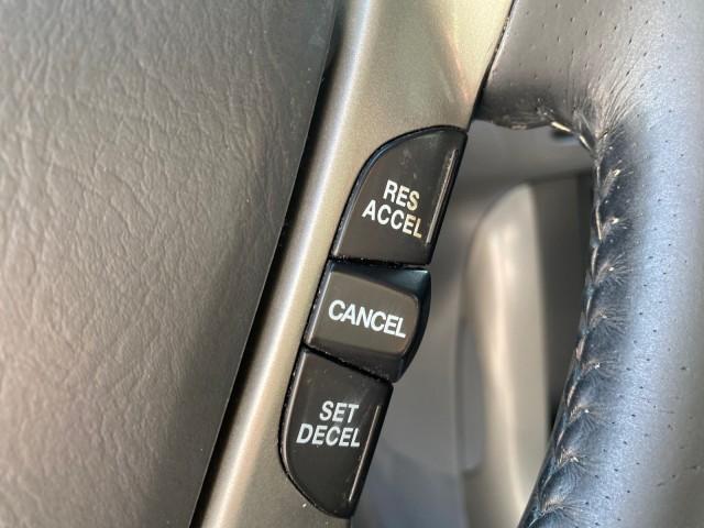 2004 Starlight Silver Metallic /Gray Honda Pilot EX-L 4WD LOW MILES 64,262 (2HKYF18574H) with an 3.5L SOHC PGM-FI 24-Valve VTEC V6 Engine engine, Automatic transmission, located at 4701 North Dixie Hwy, Pompano Beach, FL, 33064, (954) 422-2889, 26.240938, -80.123474 - OUR WEBPAGE FLORIDACARS1.COM HAS OVER 100 PHOTOS AND FREE CARFAX LINK 2004 Honda Pilot EX-L 4WD/AWD 4 Door Wagon/Sport Utility 3.5L V6 F SOHC Gasoline 22 MPG All Wheel Drive Features 4WD/AWD ABS Brakes Air Conditioning Alloy Wheels AM/FM Stereo Automatic Transmission Cassette Player CD Audio Cruise- Photo#47