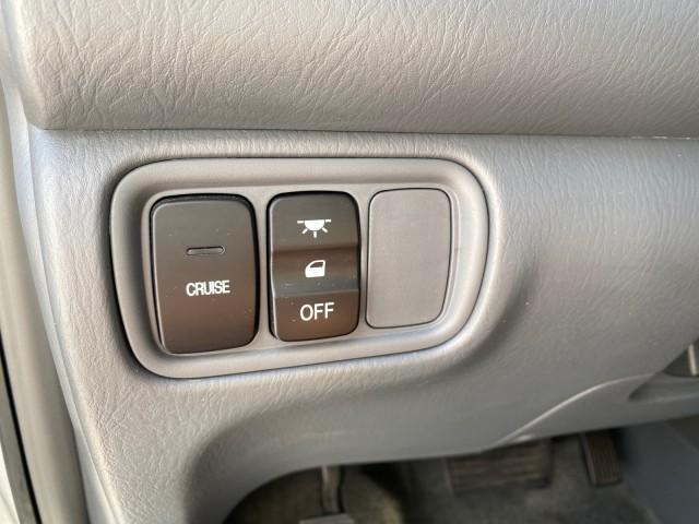 2004 Starlight Silver Metallic /Gray Honda Pilot EX-L 4WD LOW MILES 64,262 (2HKYF18574H) with an 3.5L SOHC PGM-FI 24-Valve VTEC V6 Engine engine, Automatic transmission, located at 4701 North Dixie Hwy, Pompano Beach, FL, 33064, (954) 422-2889, 26.240938, -80.123474 - OUR WEBPAGE FLORIDACARS1.COM HAS OVER 100 PHOTOS AND FREE CARFAX LINK 2004 Honda Pilot EX-L 4WD/AWD 4 Door Wagon/Sport Utility 3.5L V6 F SOHC Gasoline 22 MPG All Wheel Drive Features 4WD/AWD ABS Brakes Air Conditioning Alloy Wheels AM/FM Stereo Automatic Transmission Cassette Player CD Audio Cruise- Photo#50