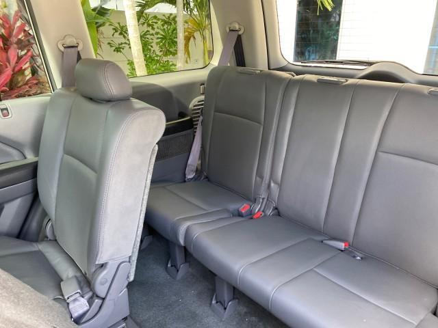 2004 Starlight Silver Metallic /Gray Honda Pilot EX-L 4WD LOW MILES 64,262 (2HKYF18574H) with an 3.5L SOHC PGM-FI 24-Valve VTEC V6 Engine engine, Automatic transmission, located at 4701 North Dixie Hwy, Pompano Beach, FL, 33064, (954) 422-2889, 26.240938, -80.123474 - OUR WEBPAGE FLORIDACARS1.COM HAS OVER 100 PHOTOS AND FREE CARFAX LINK 2004 Honda Pilot EX-L 4WD/AWD 4 Door Wagon/Sport Utility 3.5L V6 F SOHC Gasoline 22 MPG All Wheel Drive Features 4WD/AWD ABS Brakes Air Conditioning Alloy Wheels AM/FM Stereo Automatic Transmission Cassette Player CD Audio Cruise- Photo#82