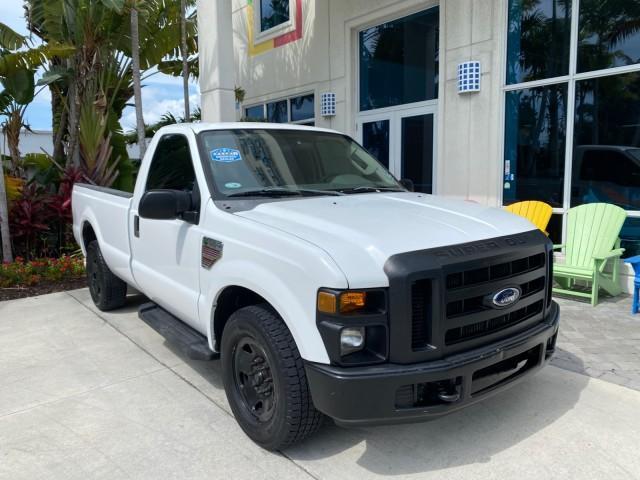 2008 Oxford White /Camel Ford Super Duty F-350 POWER STROKE TURBO DIESEL XL (1FTSF30R88E) with an 6.4L OHV V8 Turbo-Diesel Power Stroke Engine engine, Automatic transmission, located at 4701 North Dixie Hwy, Pompano Beach, FL, 33064, (954) 422-2889, 26.240938, -80.123474 - OUR WEBPAGE FLORIDACARS1.COM HAS OVER 100 PHOTOS AND FREE CARFAX LINK 2008 Ford F-350 Super Duty XL Turbo Diesel Pickup 6.4L V8 F Diesel Rear Wheel Drive Features ABS Brakes AM/FM Stereo Automatic Transmission Bed Liner Long Bed A/C Running Boards Turbo Diesel Engine Vinyl Seats 2008 Ford Super Duty- Photo#1